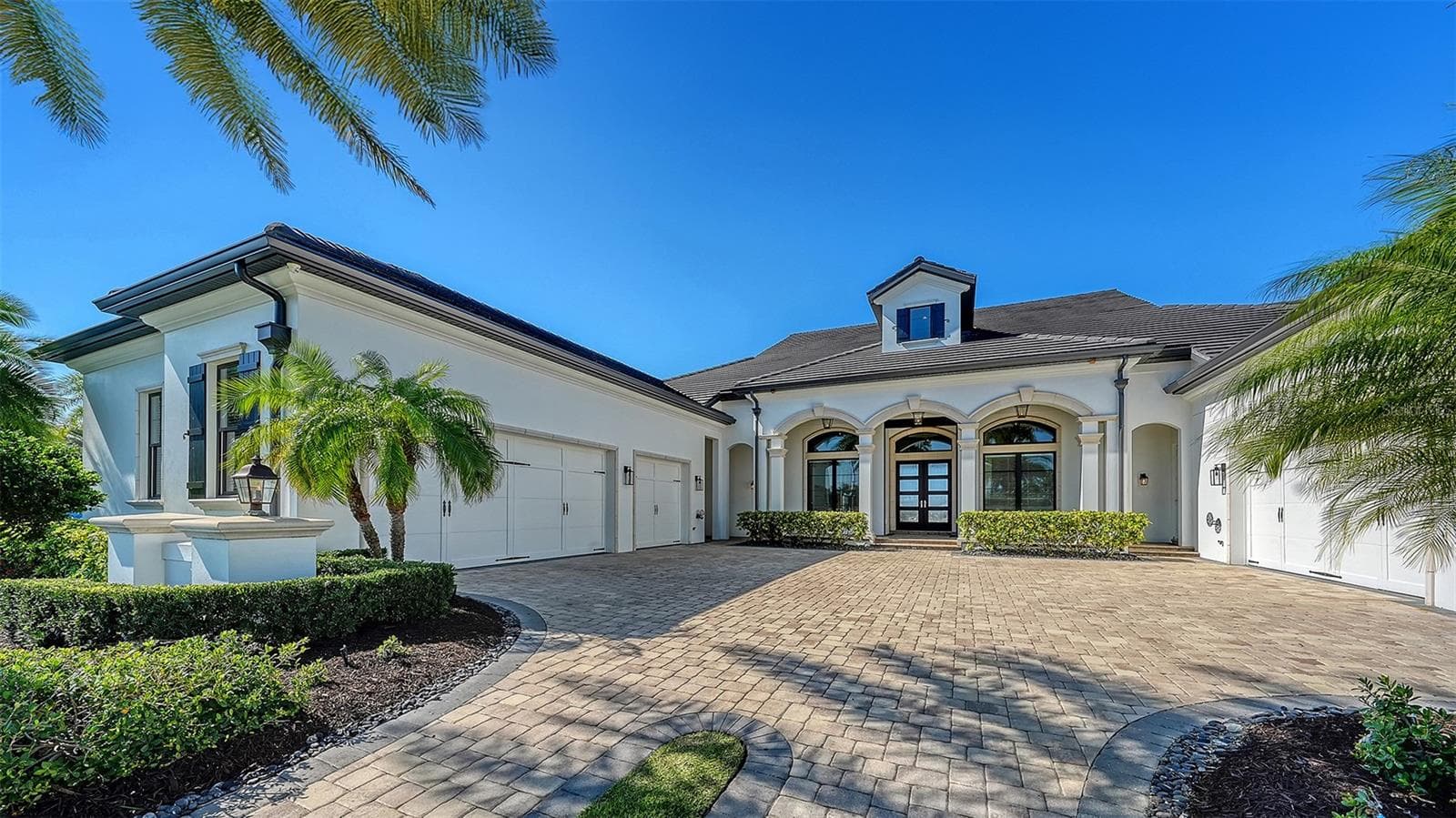 Single Family Residence at 313 LOOKOUT POINT DR, OSPREY, photo 10 of 101