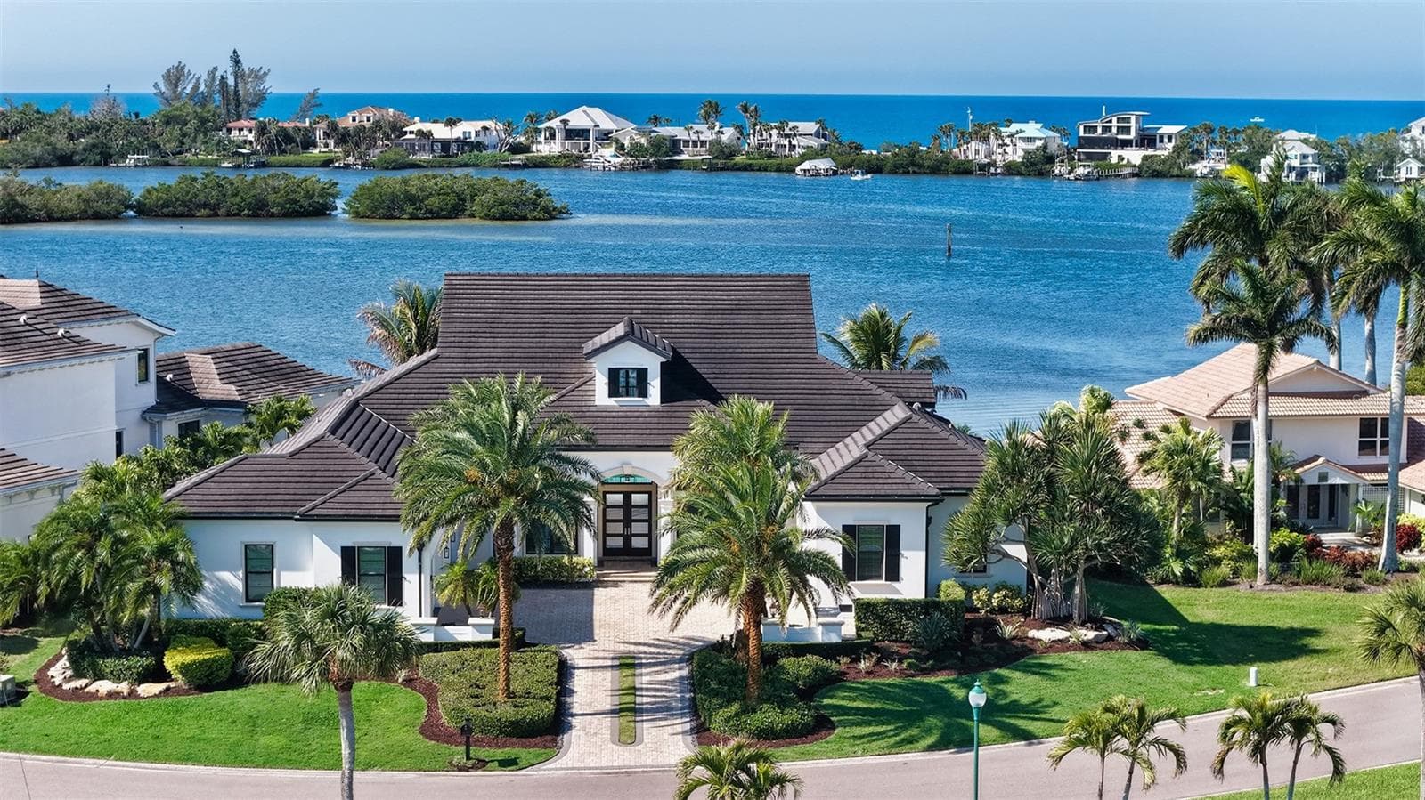 Single Family Residence at 313 LOOKOUT POINT DR, OSPREY, photo 12 of 101