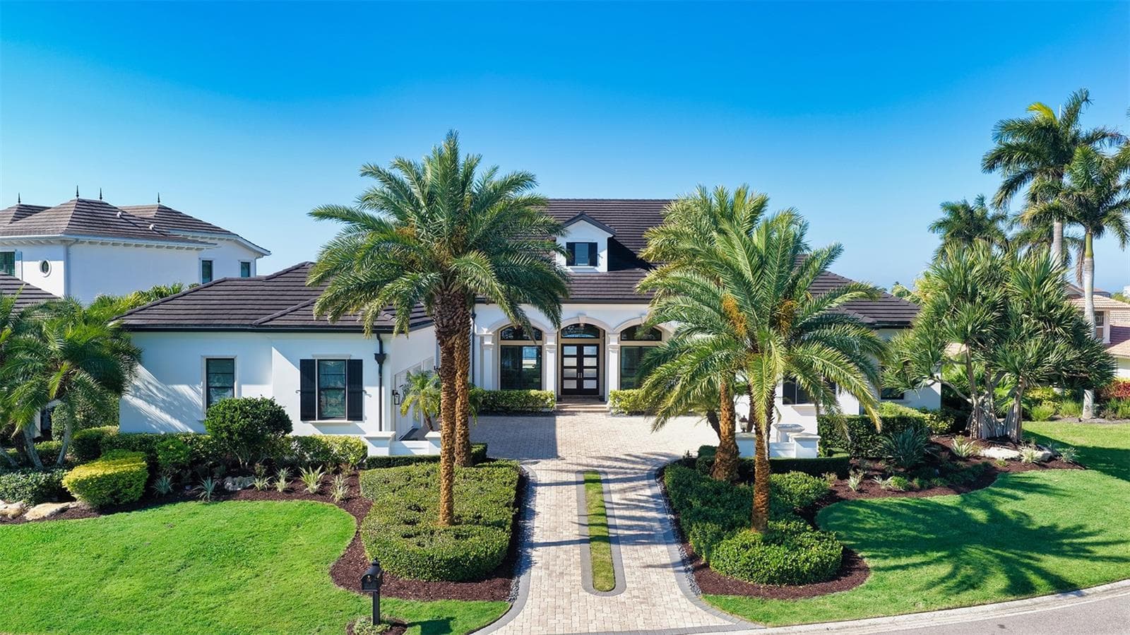 Single Family Residence at 313 LOOKOUT POINT DR, OSPREY, photo 13 of 101