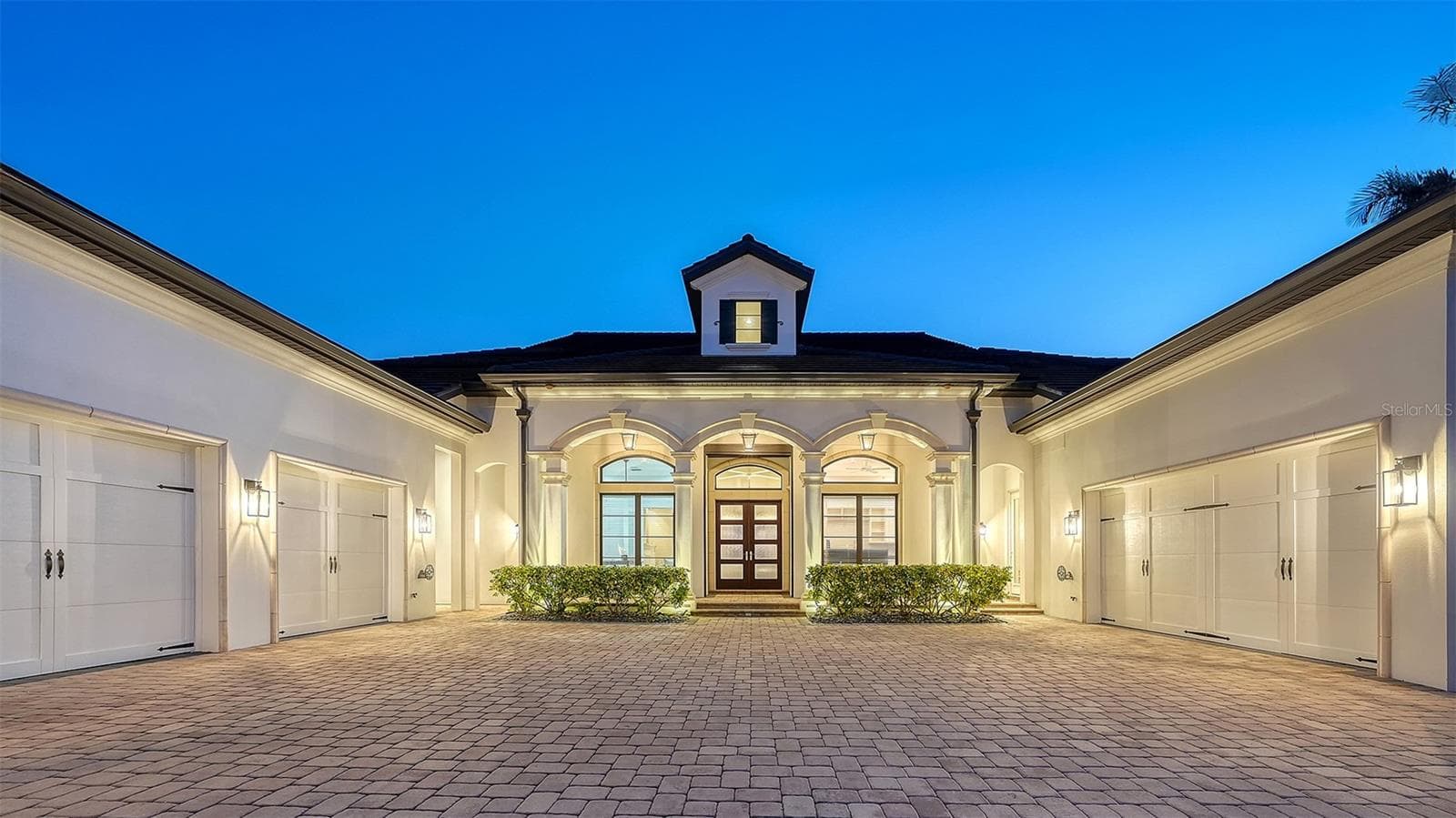 Single Family Residence at 313 LOOKOUT POINT DR, OSPREY, photo 16 of 101