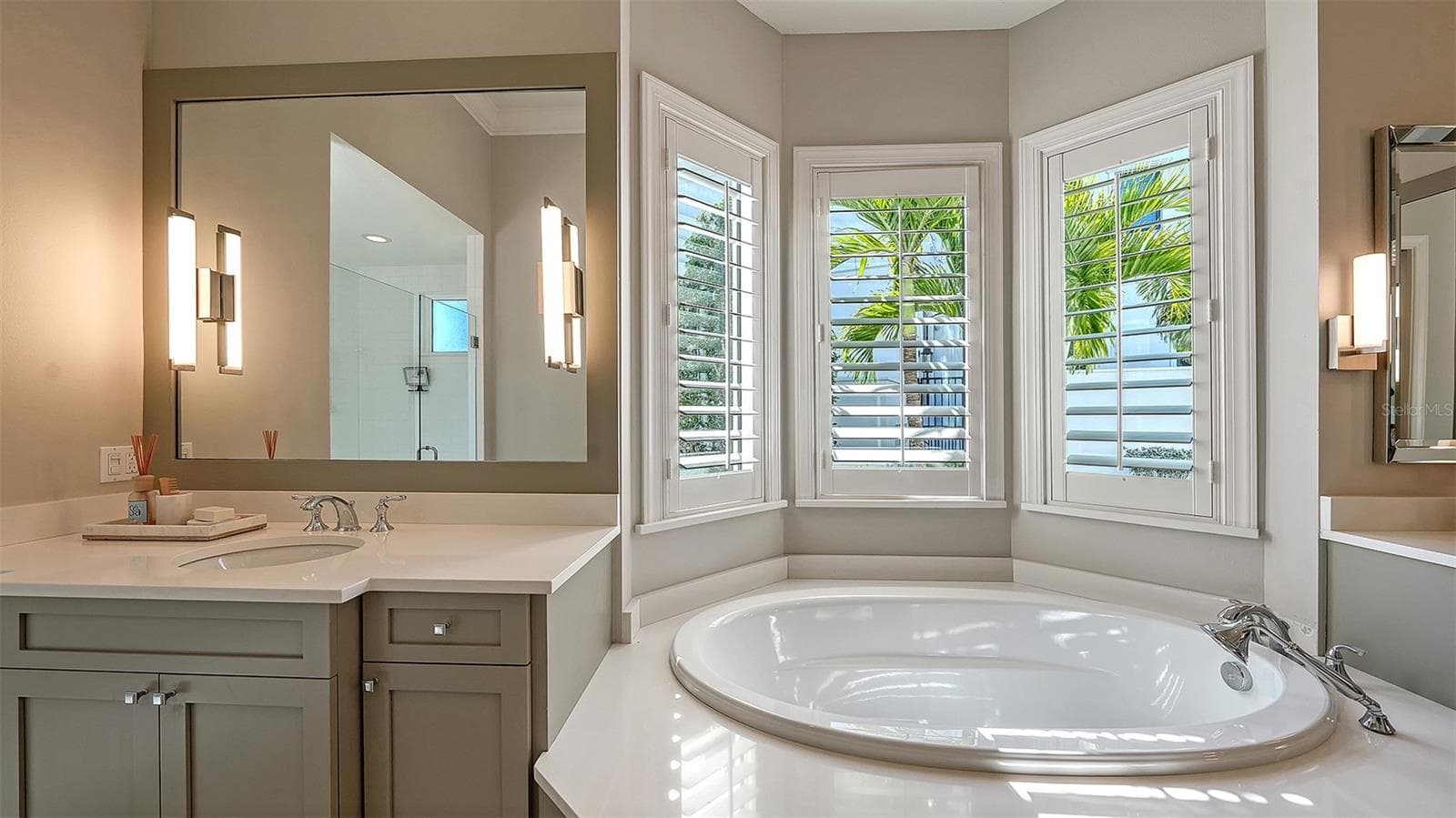 Single Family Residence at 313 LOOKOUT POINT DR, OSPREY, photo 65 of 101