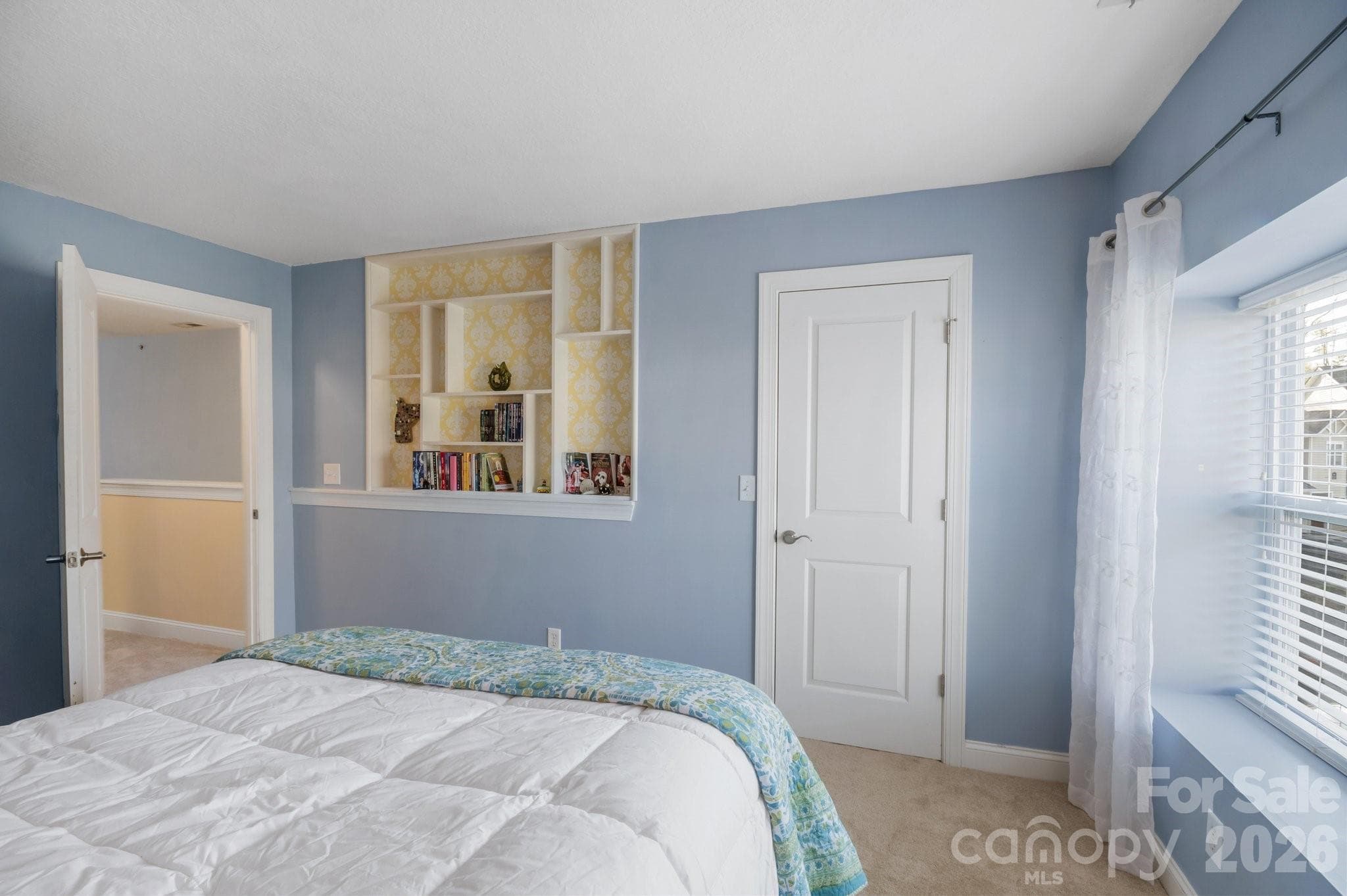 Guest room #1 - 94 Foxden Drive, Fletcher