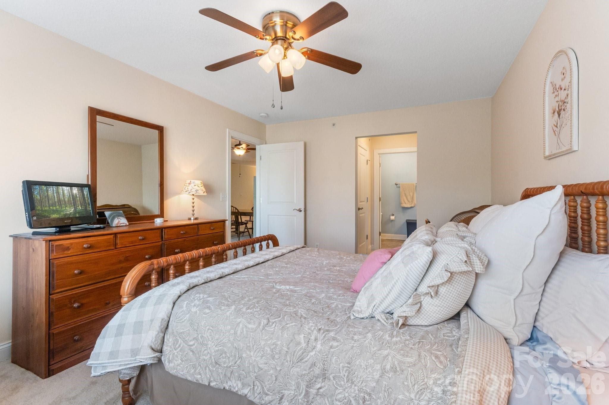 Primary suite - 94 Foxden Drive, Fletcher