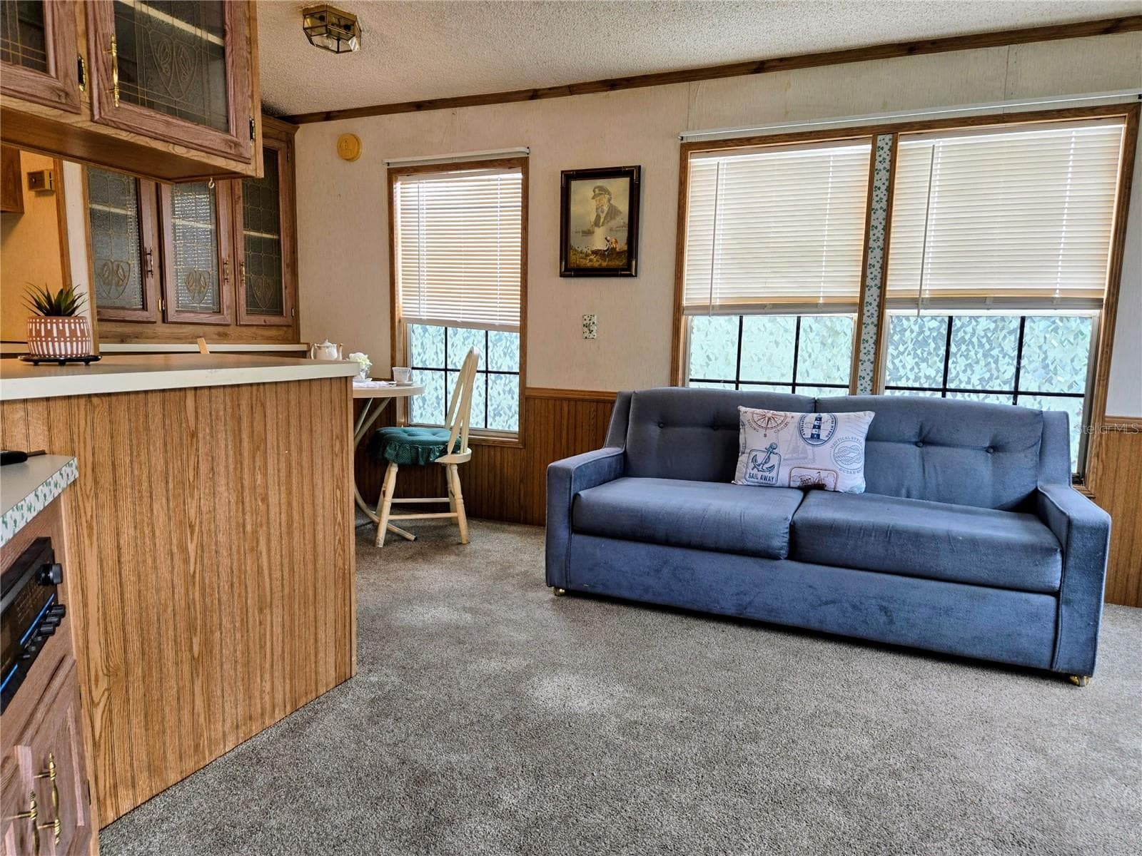 Manufactured Home at 39326 RECESS DR, ZEPHYRHILLS, photo 7 of 33