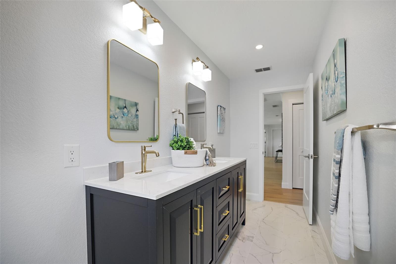 Single Family Residence at 11930 W BAYSHORE DR, CRYSTAL RIVER, photo 24 of 81