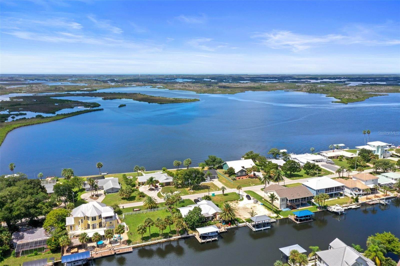 Single Family Residence at 11930 W BAYSHORE DR, CRYSTAL RIVER, photo 44 of 81
