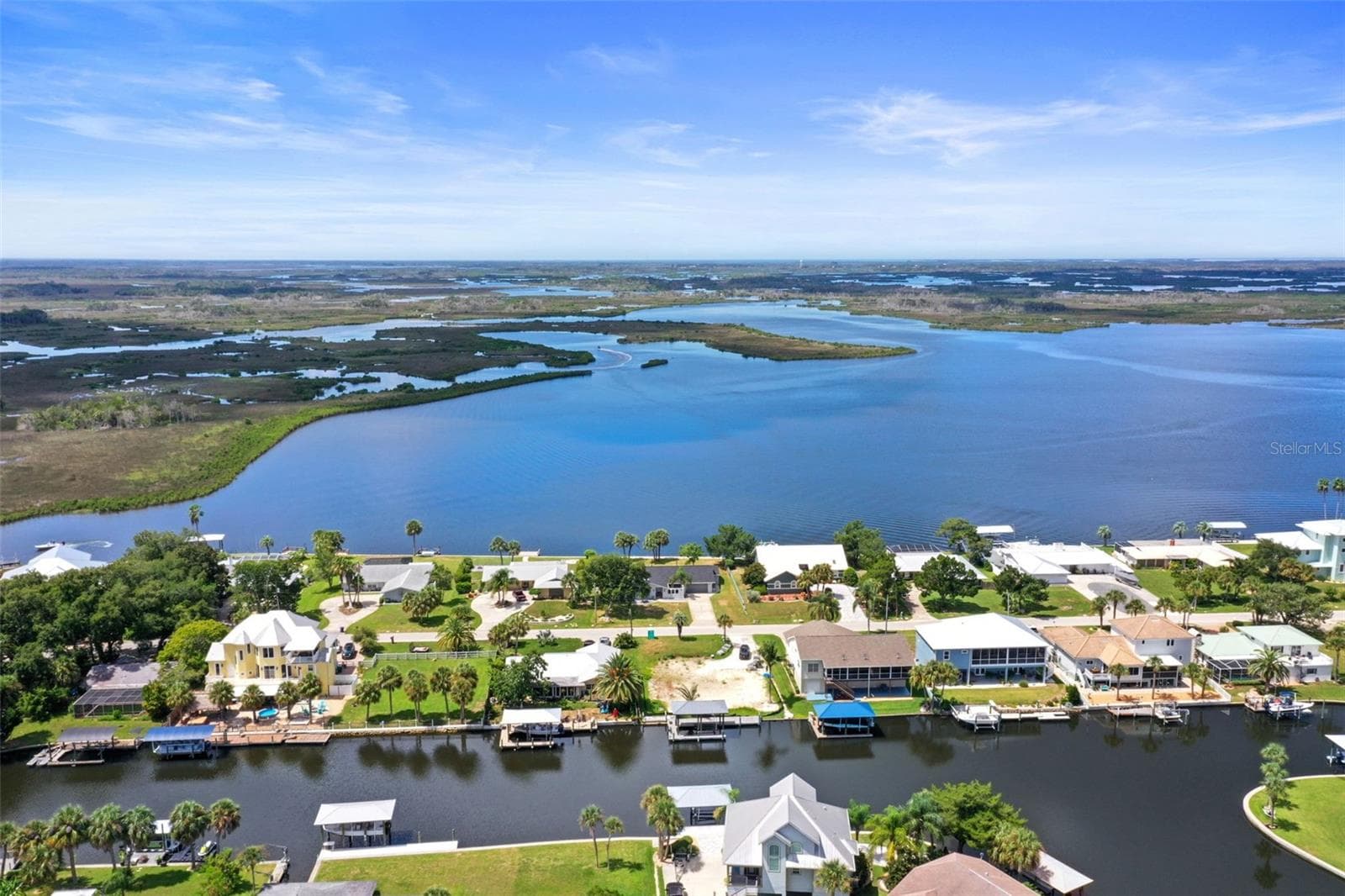 Single Family Residence at 11930 W BAYSHORE DR, CRYSTAL RIVER, photo 45 of 81