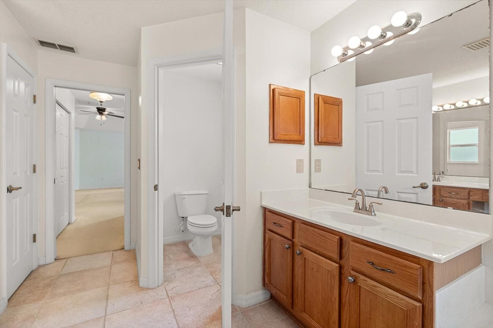 En suite bathroom double sinks - 4910 SW 109TH LOOP, OCALA