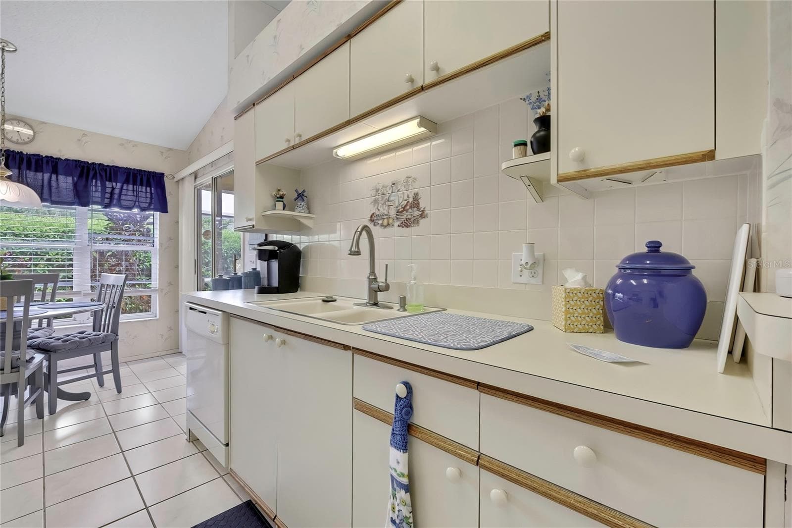 Kitchen - 6447 PINE WALK DR, NEW PORT RICHEY