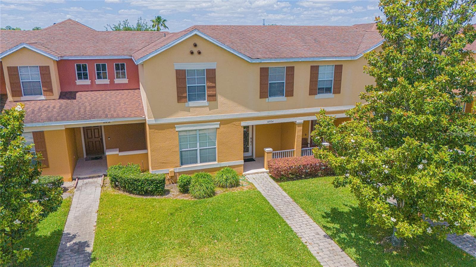 Townhouse at 10934 SAVANNAH LANDING CIR, ORLANDO, photo 3 of 27