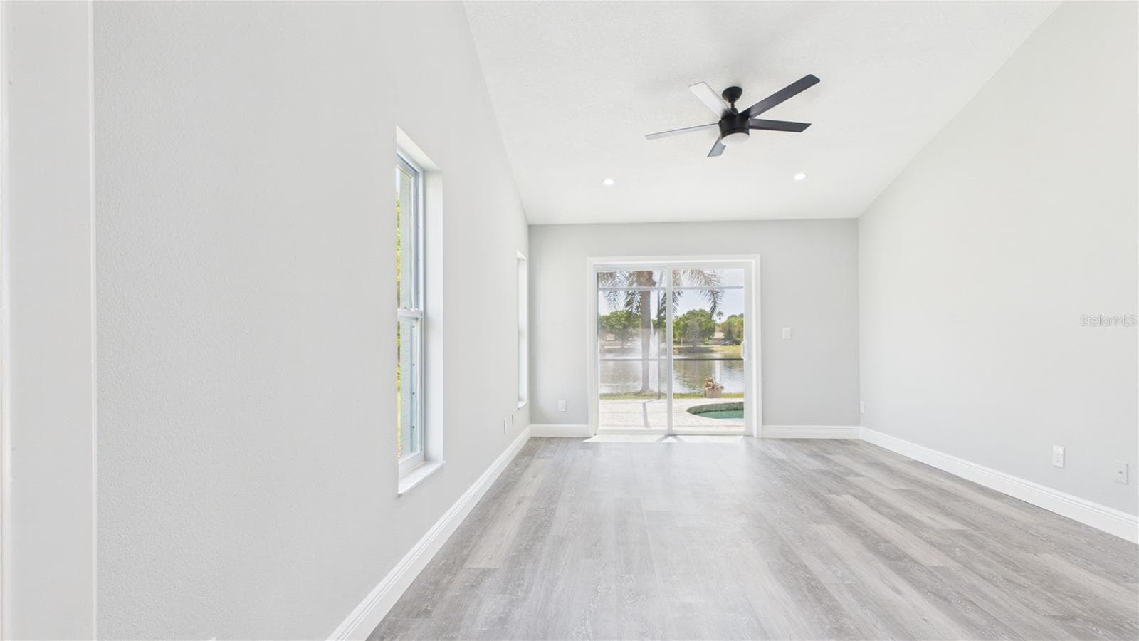 Single Family Residence at 8609 BOYSENBERRY DR, TAMPA, photo 21 of 52