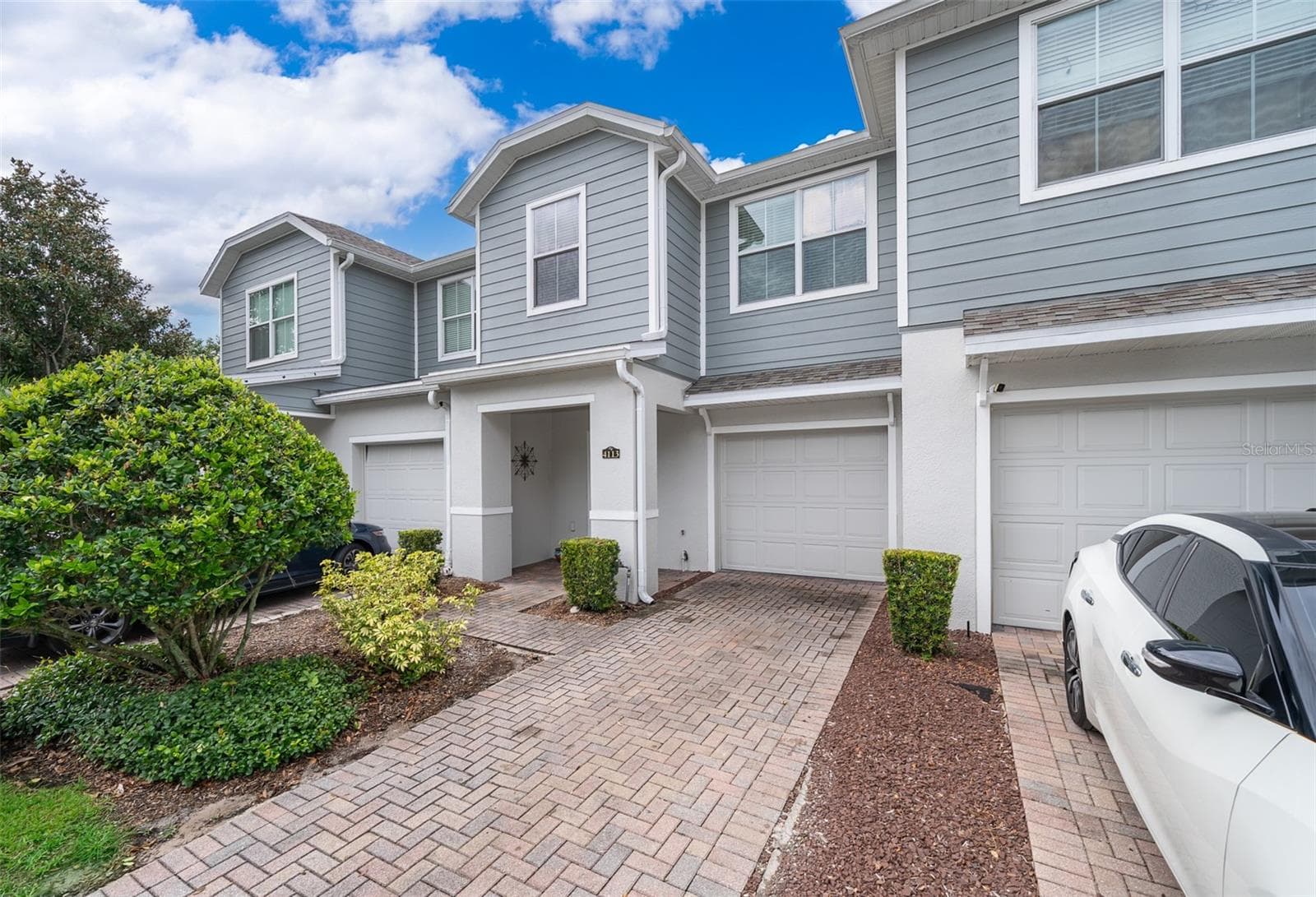 4113 HEDGE MAPLE PL