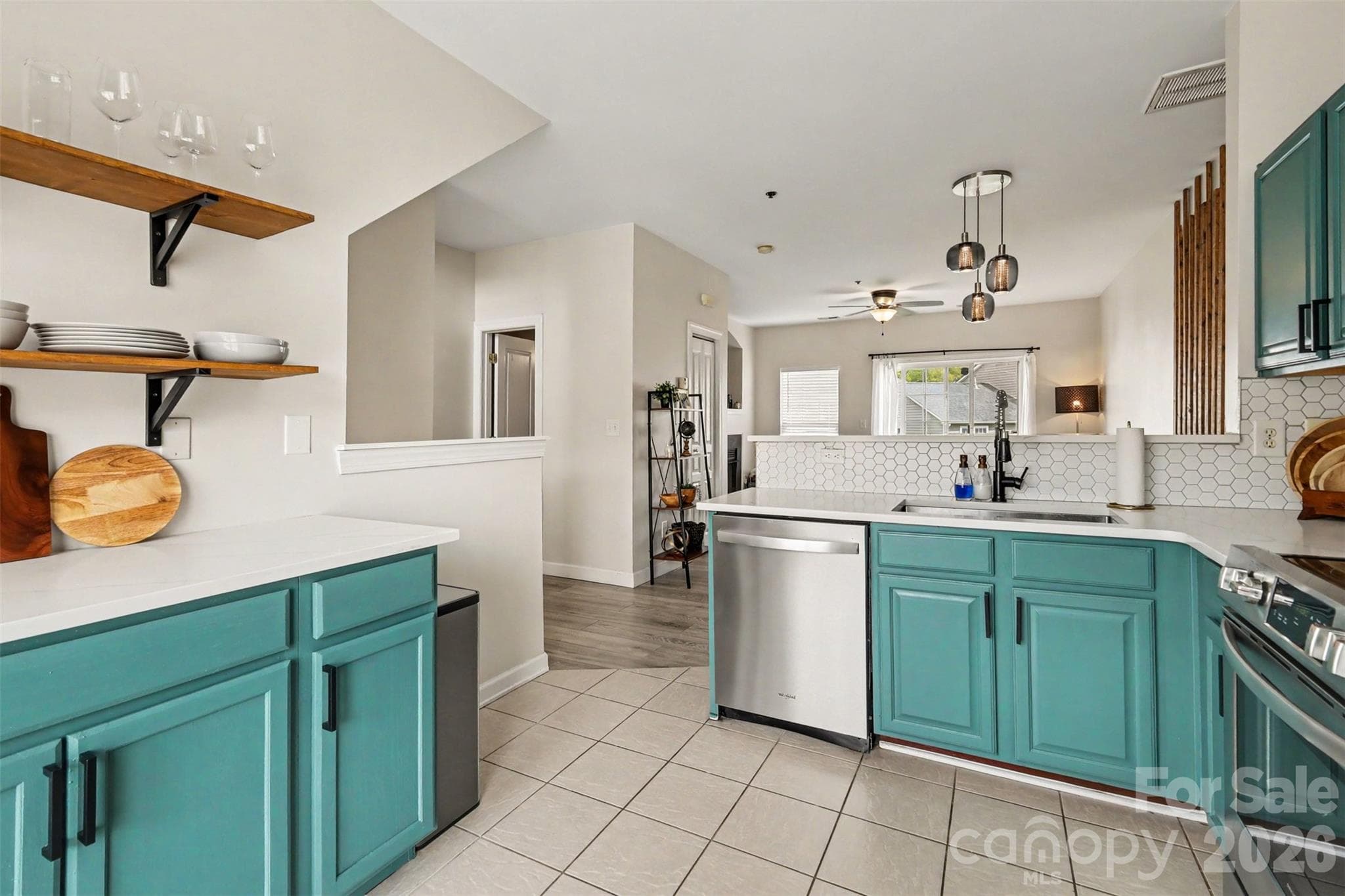 Townhouse at 2729 Avalon Loop Road, Charlotte, photo 6 of 26