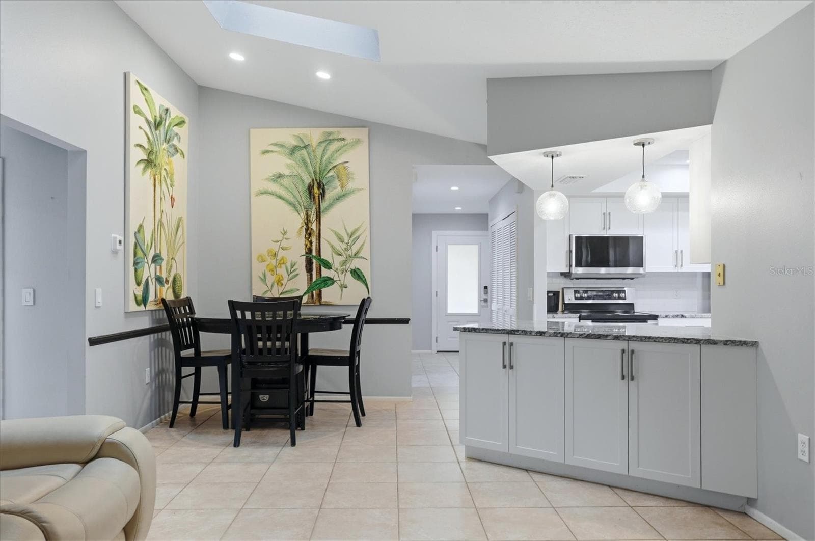 Single Family Residence at 5599 WILDE OAK WAY, SARASOTA, photo 19 of 44