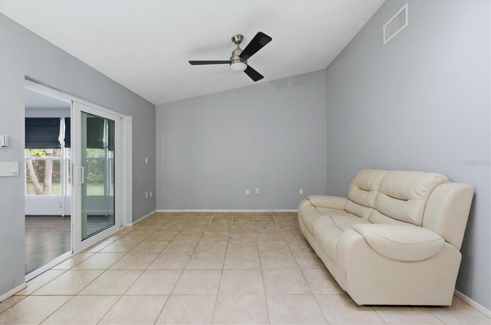 Single Family Residence at 5599 WILDE OAK WAY, SARASOTA, photo 22 of 44