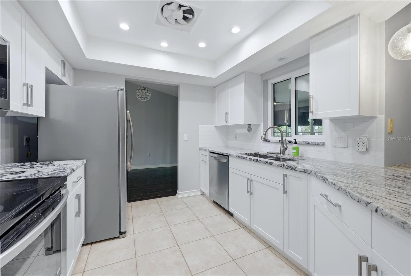 Single Family Residence at 5599 WILDE OAK WAY, SARASOTA, photo 24 of 44