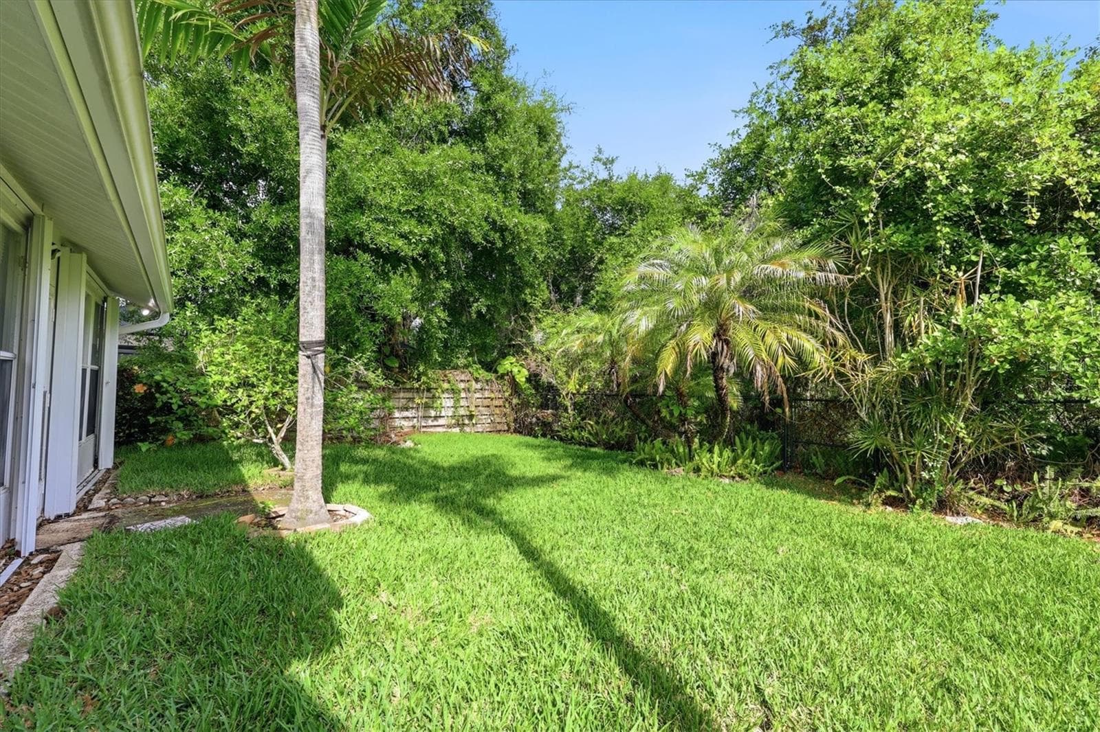 Single Family Residence at 5599 WILDE OAK WAY, SARASOTA, photo 37 of 44