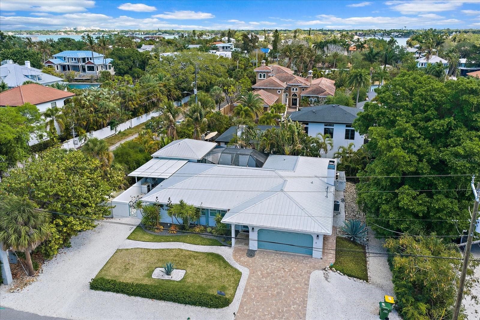 Single Family Residence at 3515 LA PALOMA AVE, SARASOTA, photo 2 of 46