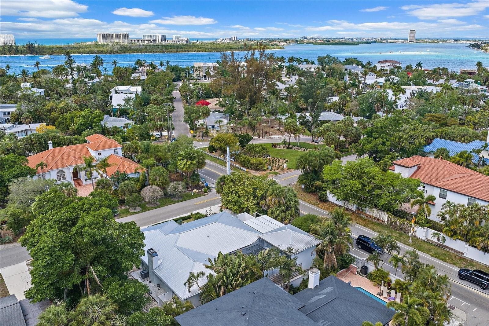 Single Family Residence at 3515 LA PALOMA AVE, SARASOTA, photo 43 of 46