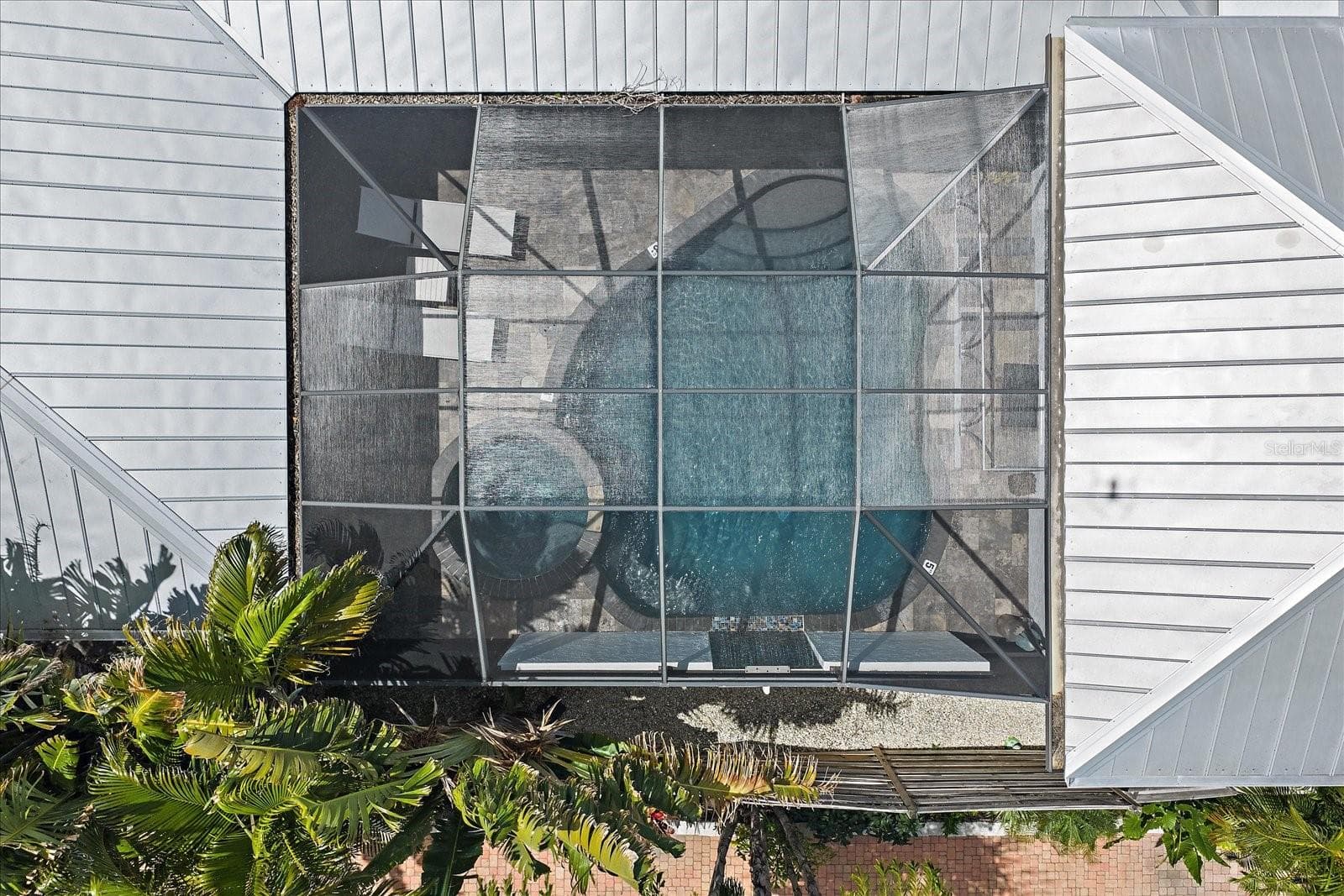 Single Family Residence at 3515 LA PALOMA AVE, SARASOTA, photo 44 of 46