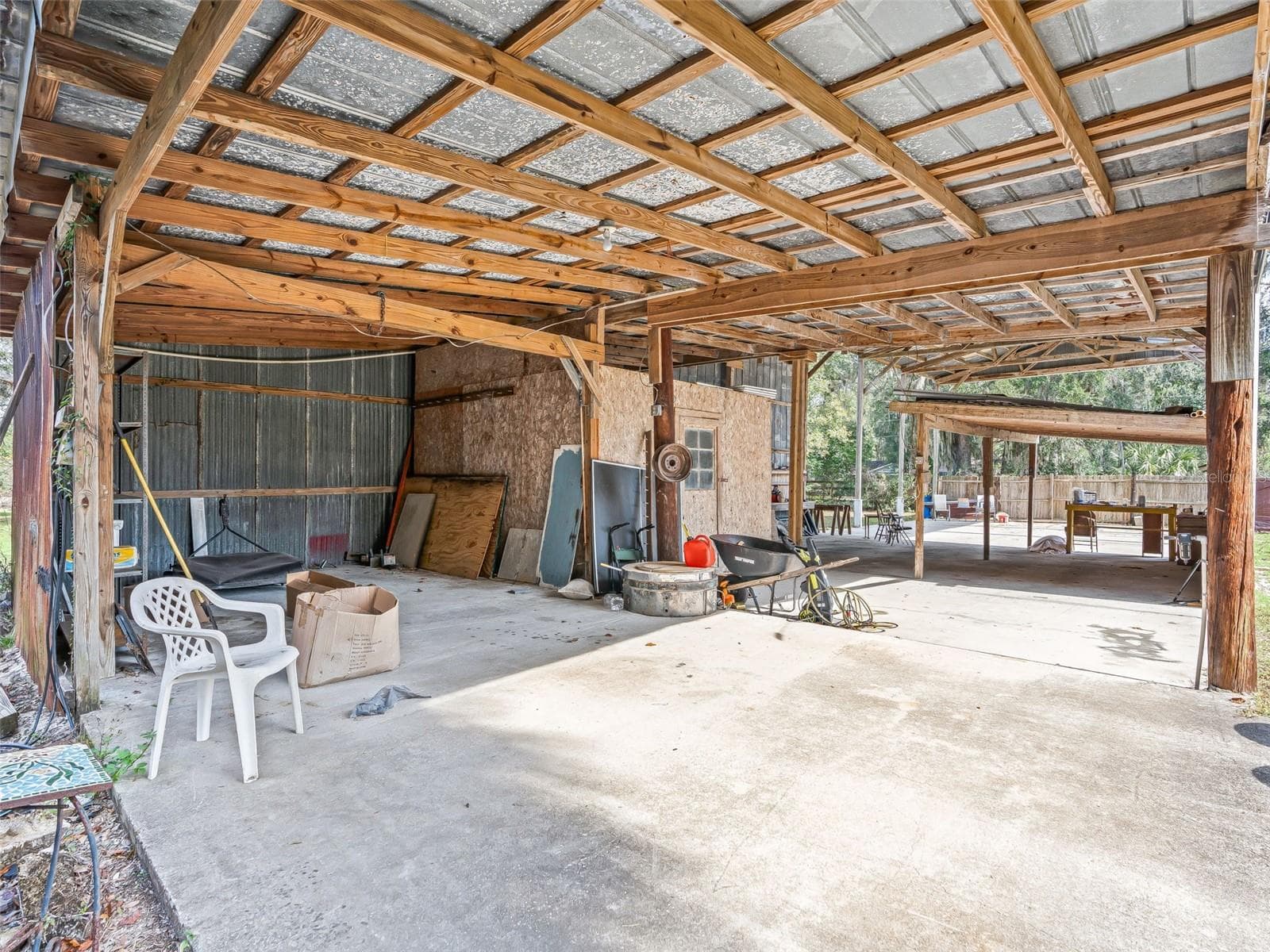 Single Family Residence at 10487 SE HIGHWAY 42, SUMMERFIELD, photo 55 of 74
