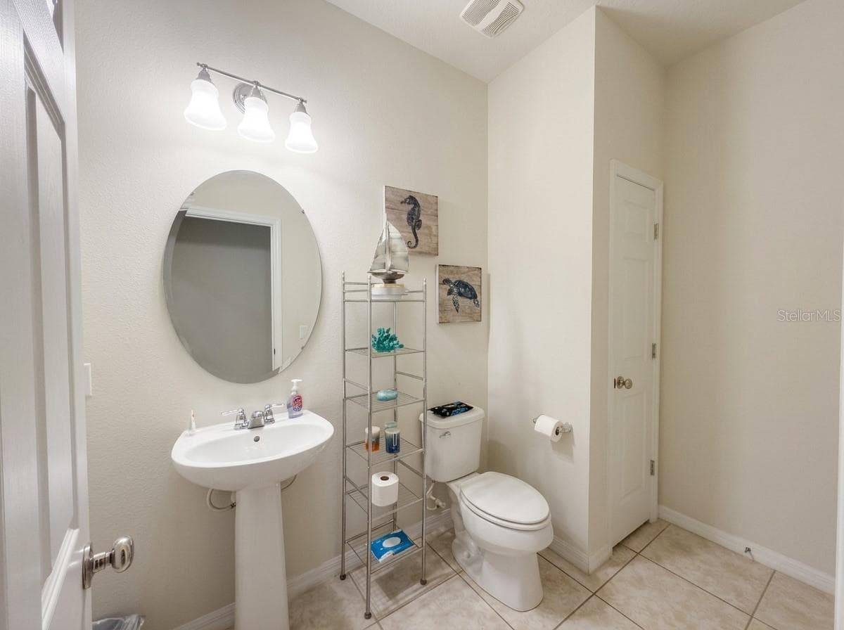 Single Family Residence at 3986 BAJA DR, ST CLOUD, photo 37 of 64