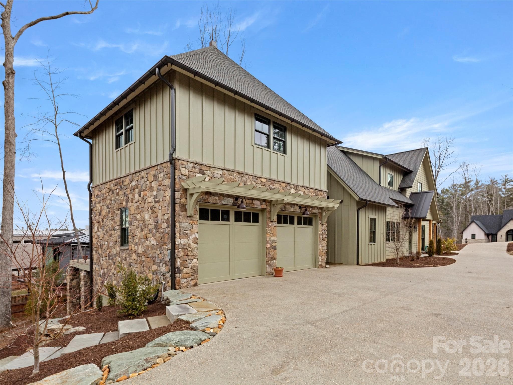 Two car garage with upper studio and lower basement - Asheville