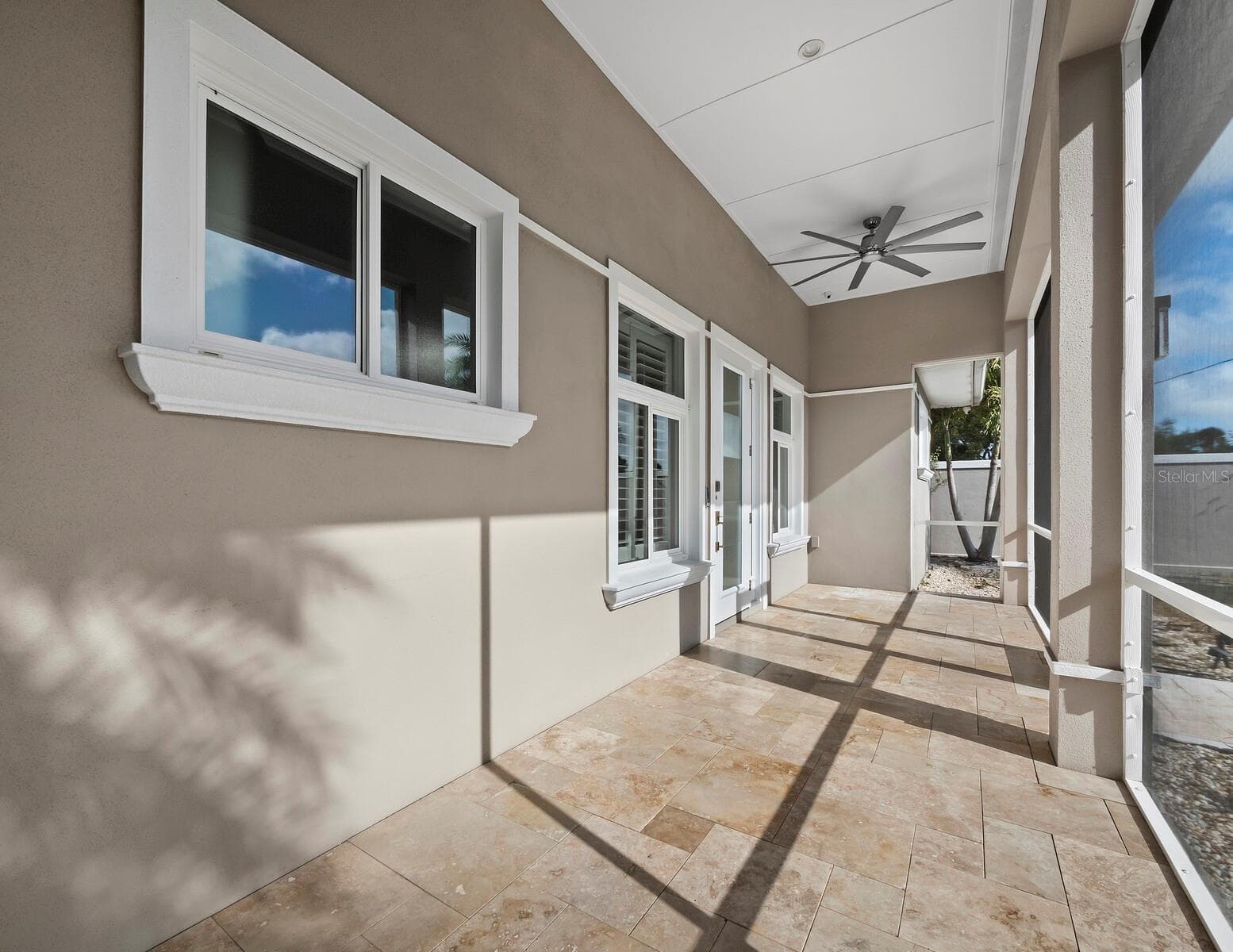 Single Family Residence at 5618 BRITANNIA DR, SARASOTA, photo 10 of 67
