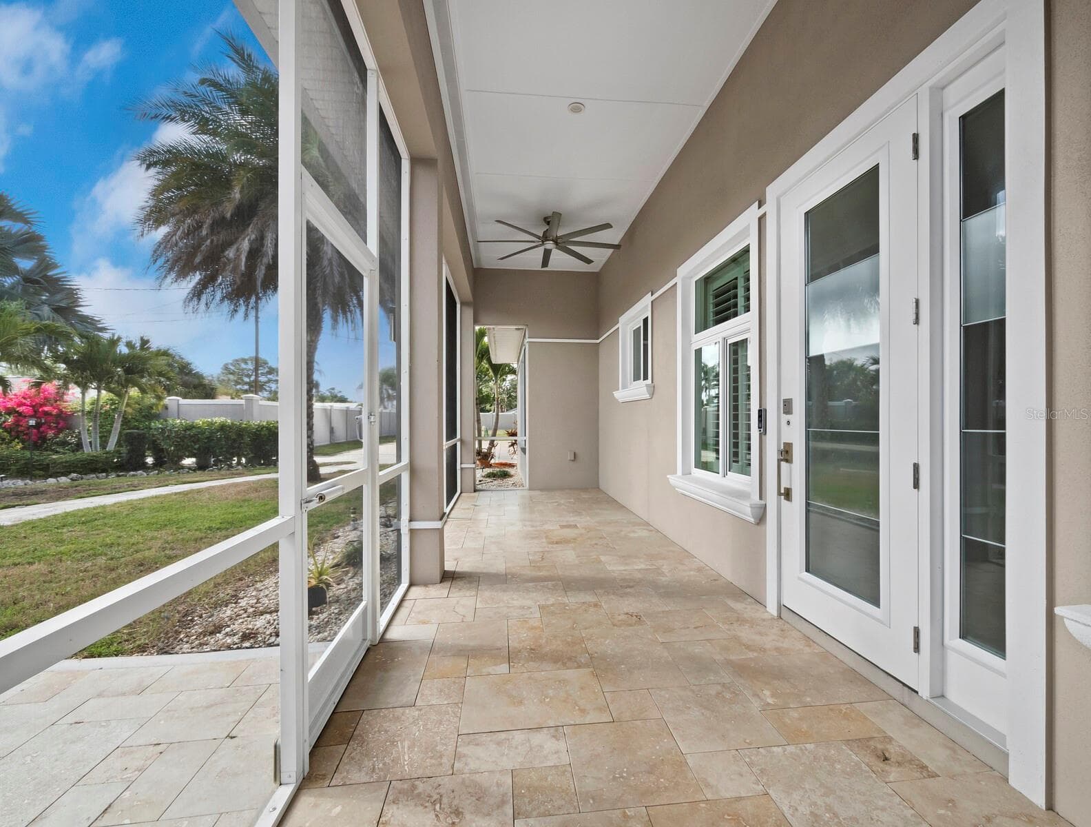 Single Family Residence at 5618 BRITANNIA DR, SARASOTA, photo 11 of 67