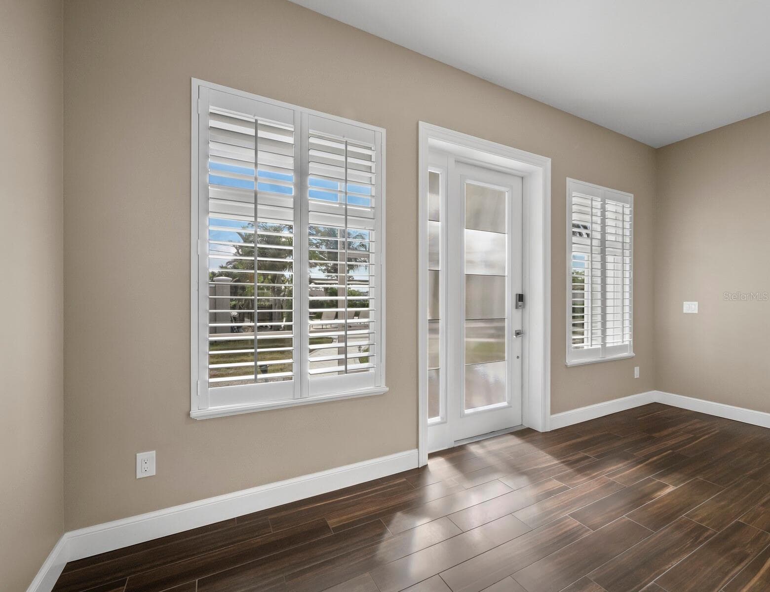 Single Family Residence at 5618 BRITANNIA DR, SARASOTA, photo 13 of 67