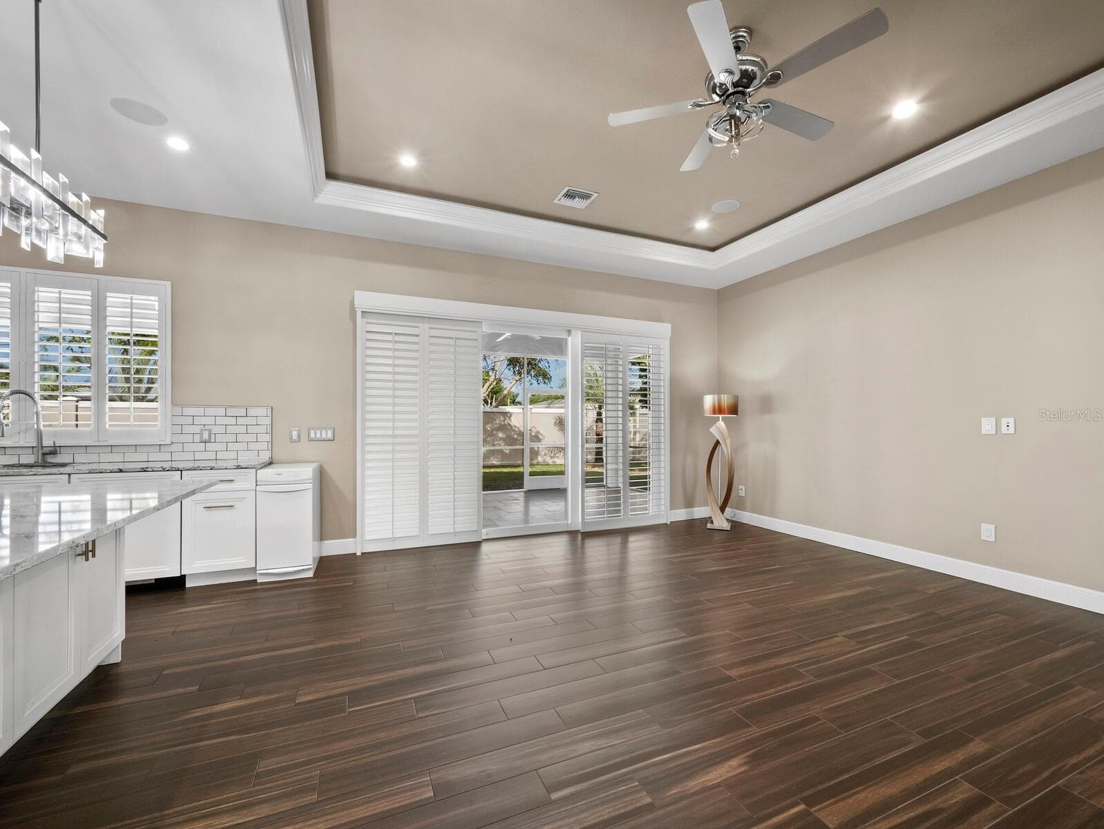 Single Family Residence at 5618 BRITANNIA DR, SARASOTA, photo 17 of 67