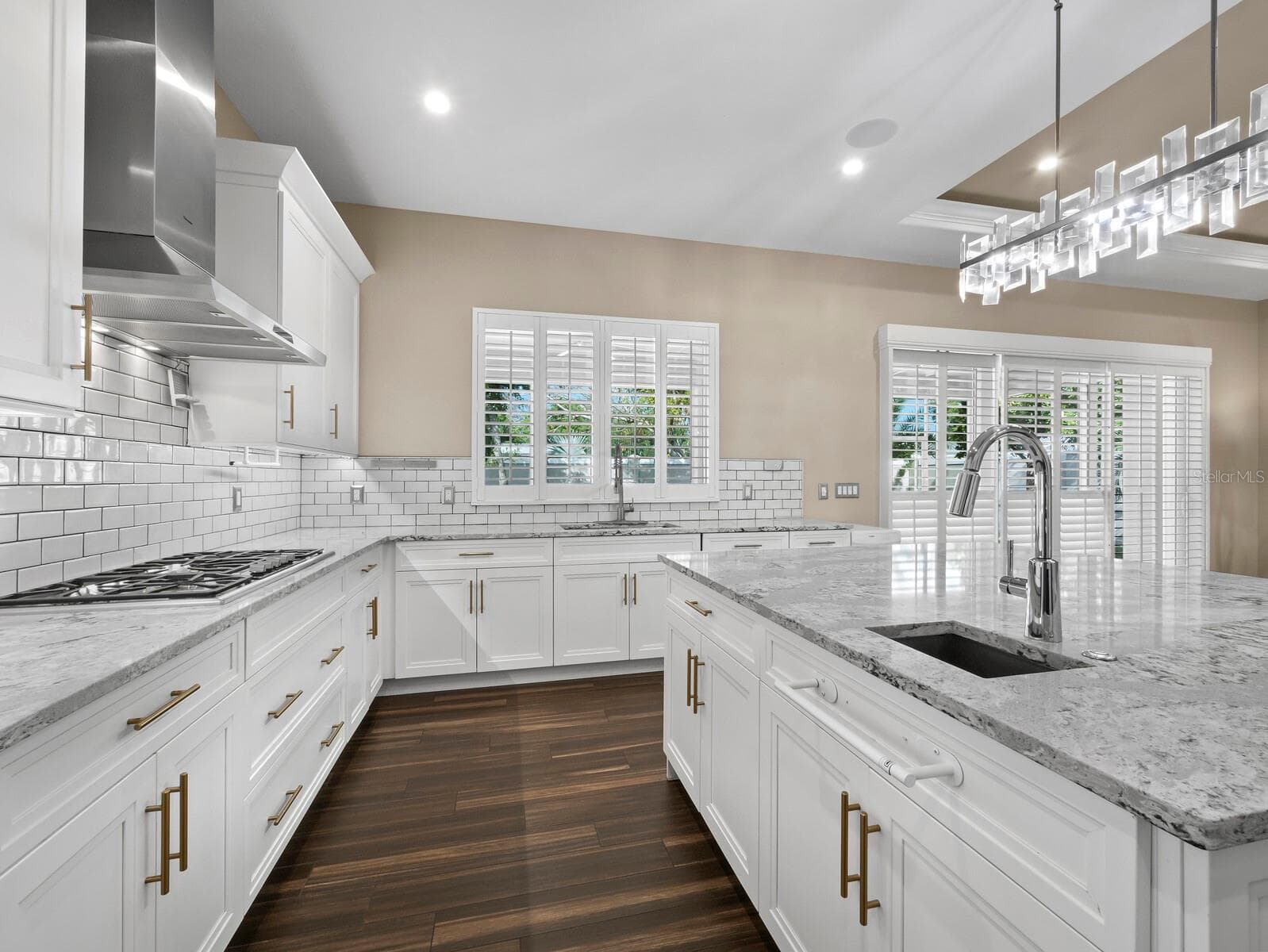 Single Family Residence at 5618 BRITANNIA DR, SARASOTA, photo 22 of 67