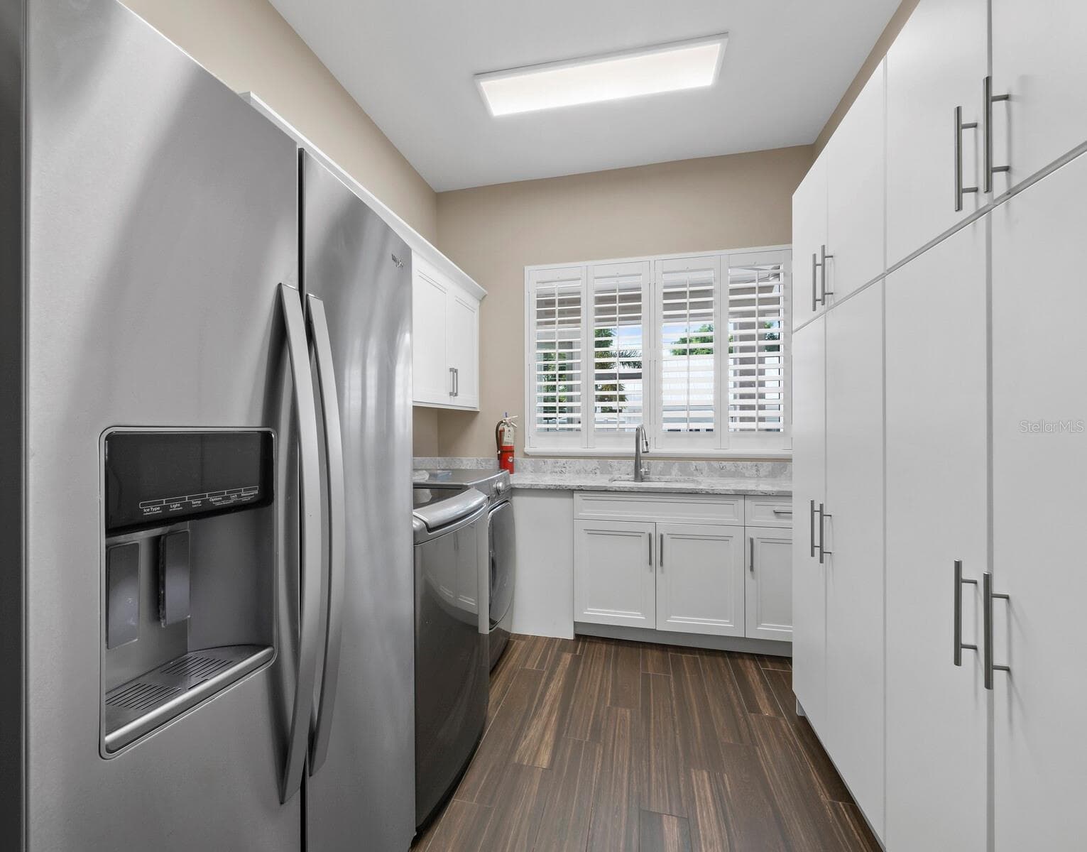 Single Family Residence at 5618 BRITANNIA DR, SARASOTA, photo 43 of 67