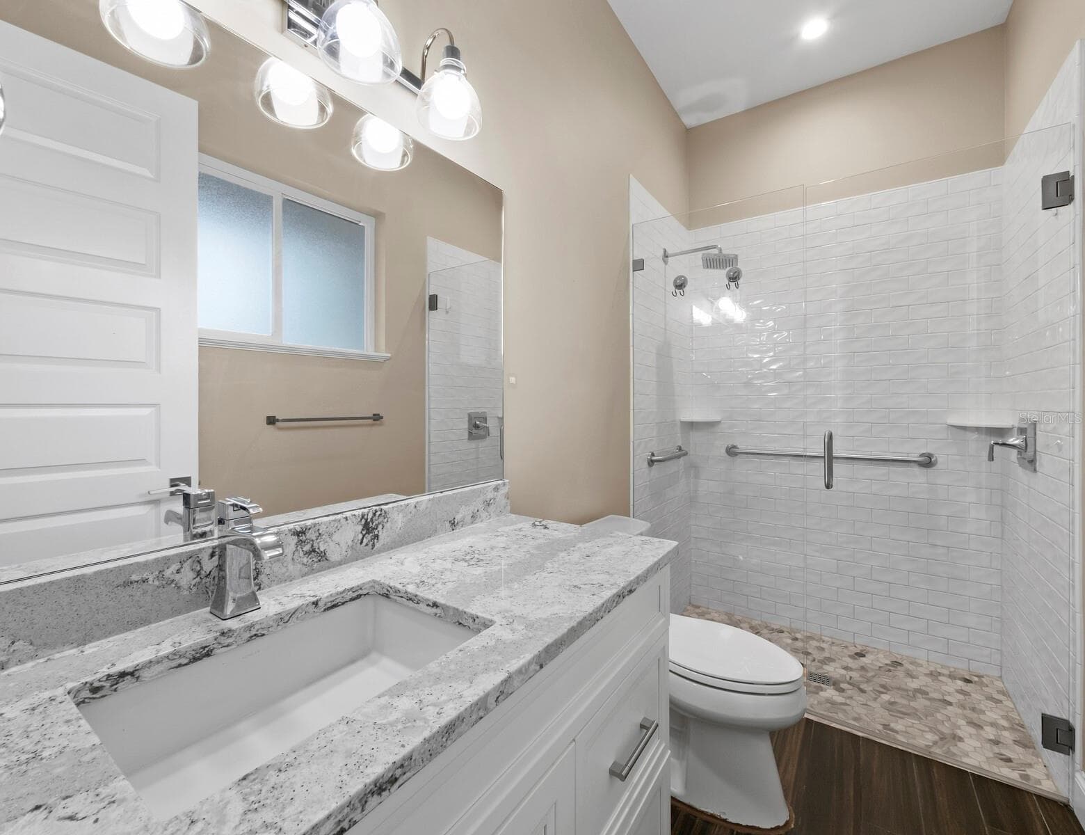 Single Family Residence at 5618 BRITANNIA DR, SARASOTA, photo 44 of 67