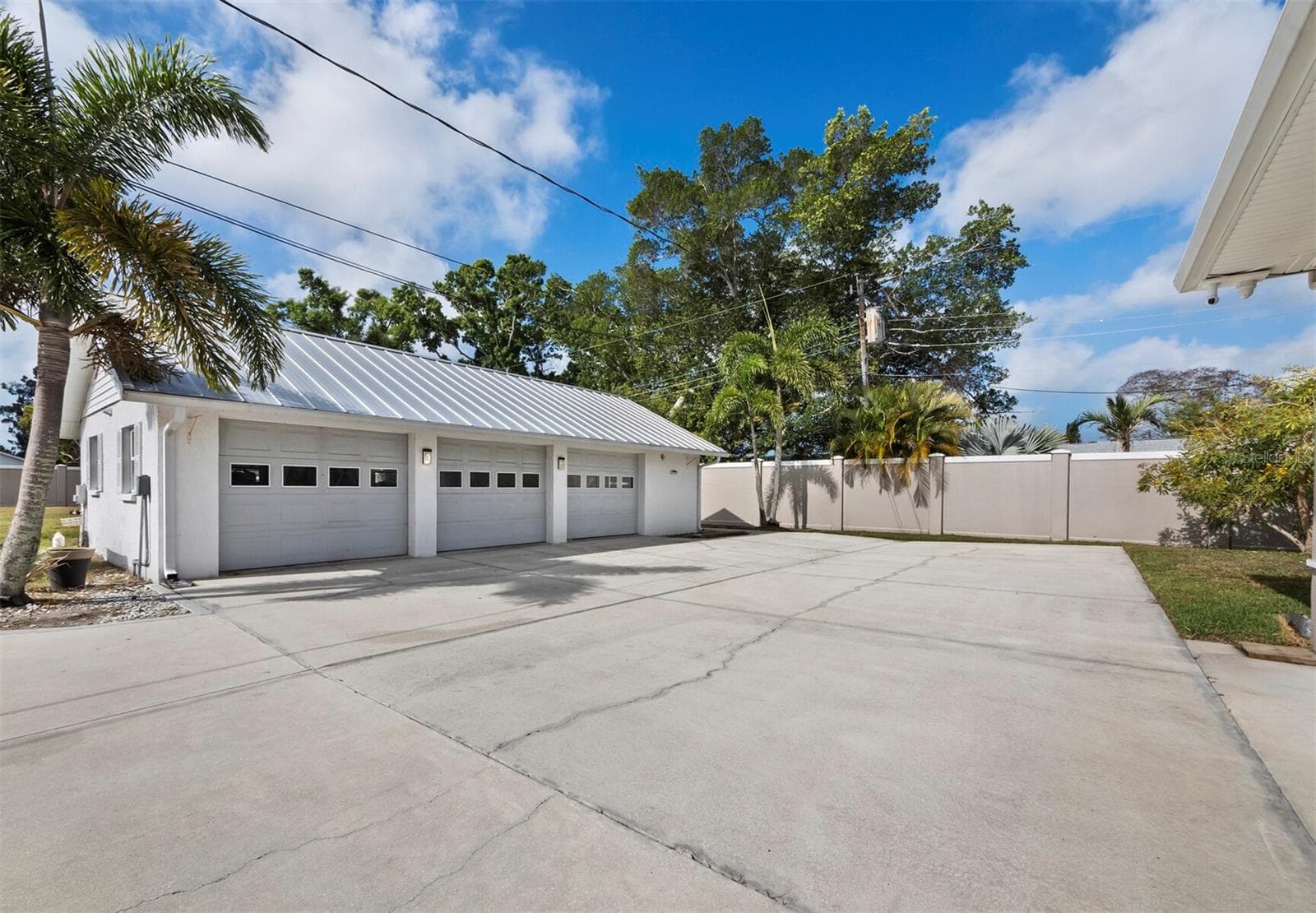 Single Family Residence at 5618 BRITANNIA DR, SARASOTA, photo 52 of 67