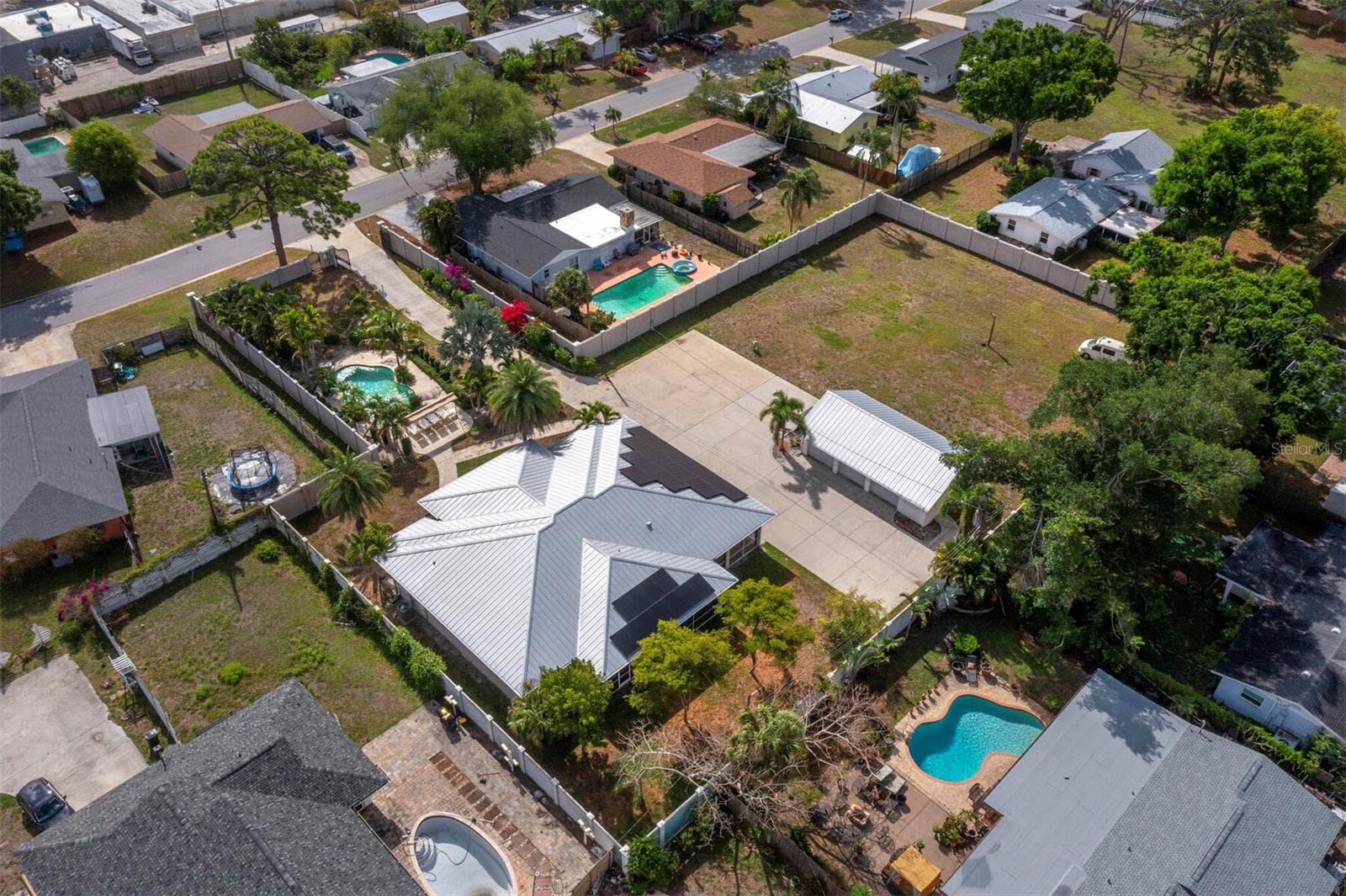Single Family Residence at 5618 BRITANNIA DR, SARASOTA, photo 59 of 67