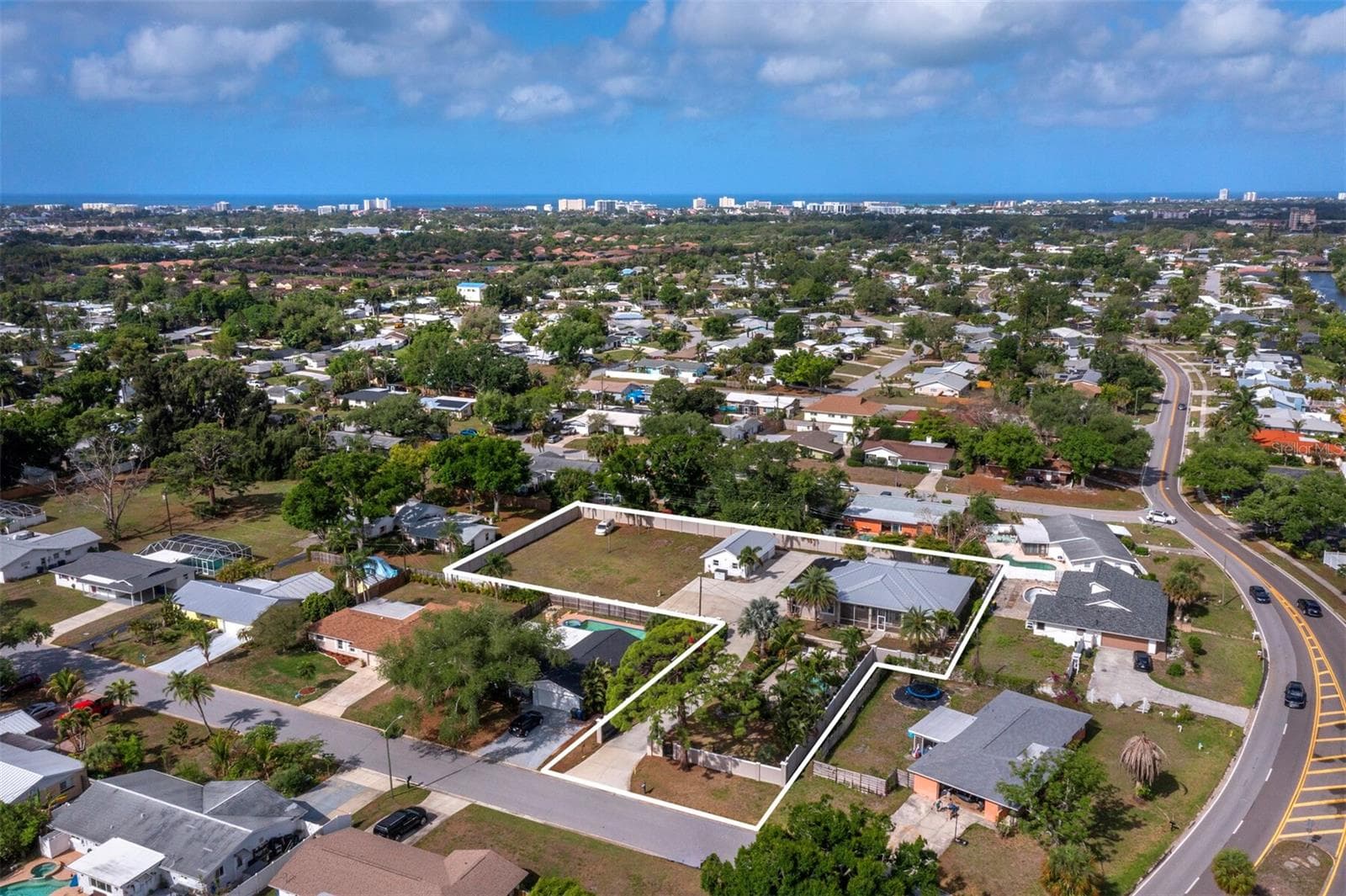 Single Family Residence at 5618 BRITANNIA DR, SARASOTA, photo 60 of 67