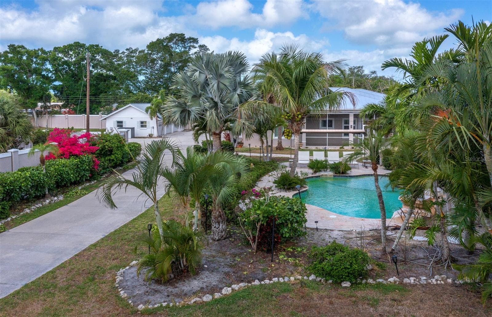 Single Family Residence at 5618 BRITANNIA DR, SARASOTA, photo 65 of 67