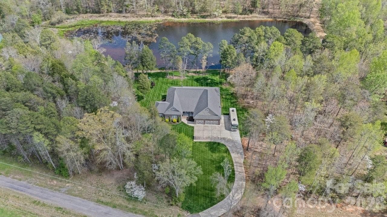 Single Family Residence at 345 Barnwood Drive, Rockwell, photo 10 of 45