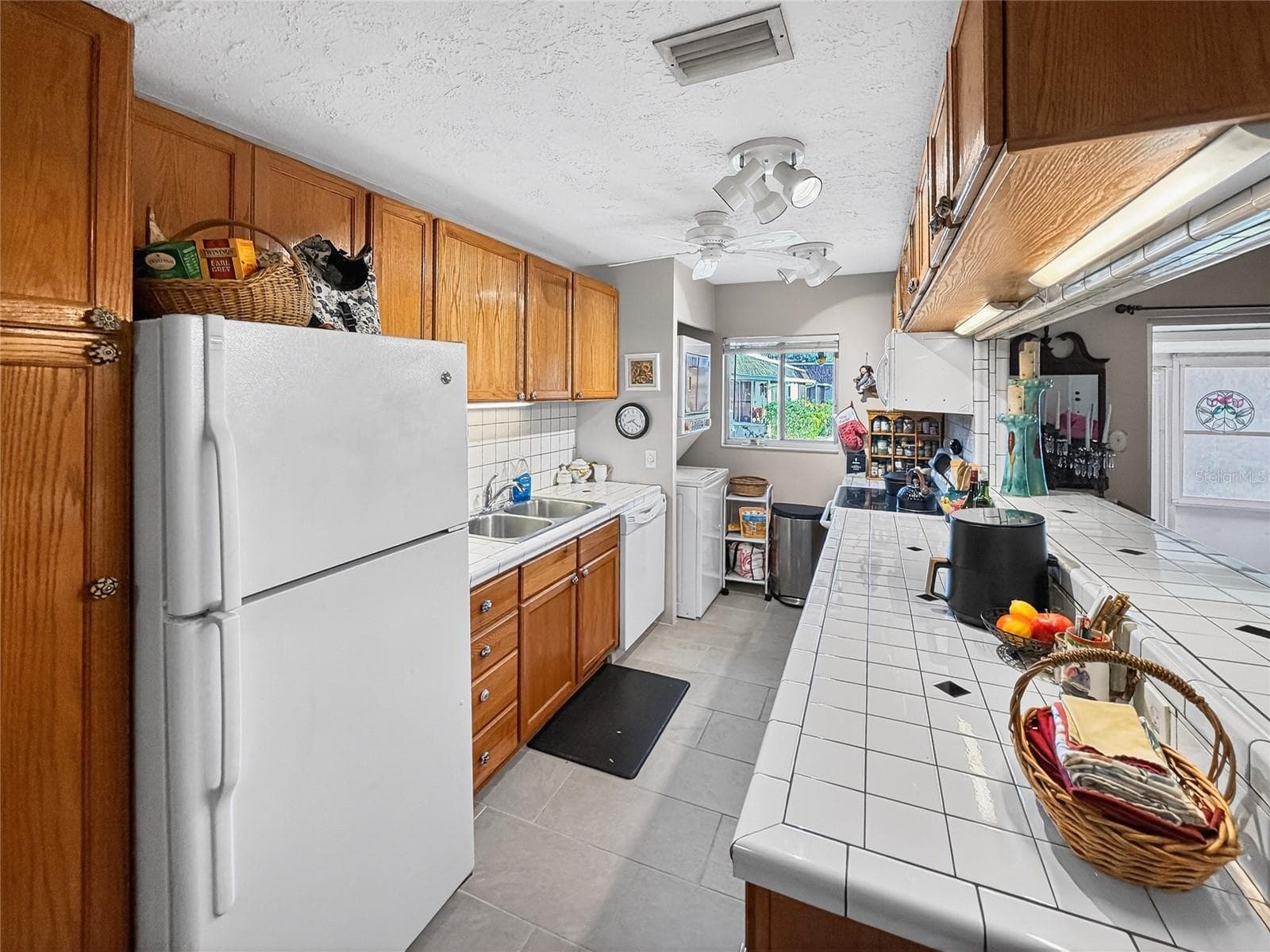 Condominium at 4160 FRUITVILLE RD #11, SARASOTA, photo 11 of 63