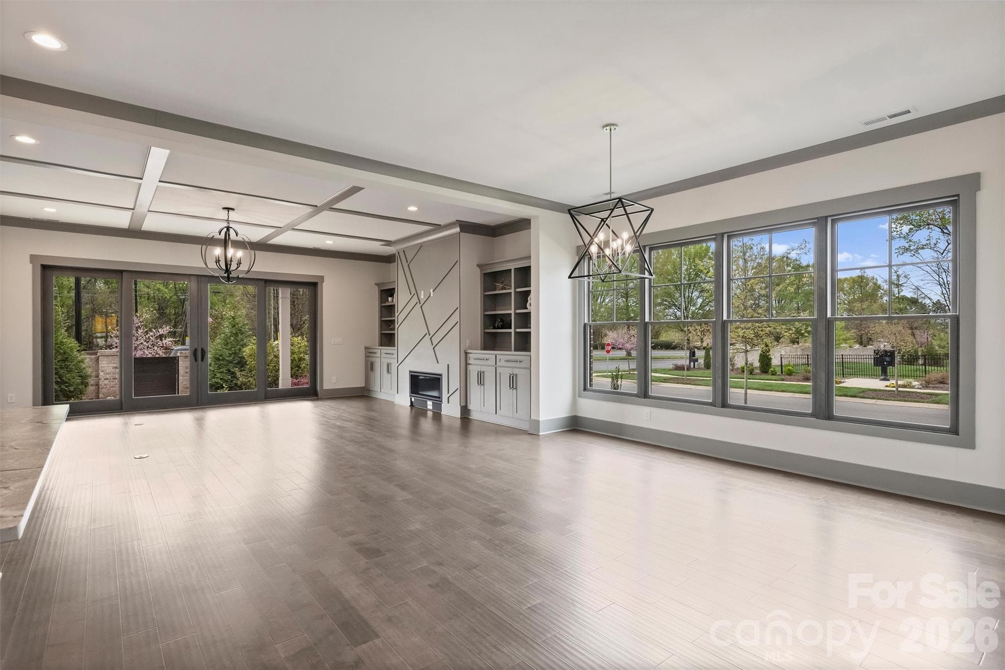 Great Room -Wonderful Natural Ligh - Charlotte