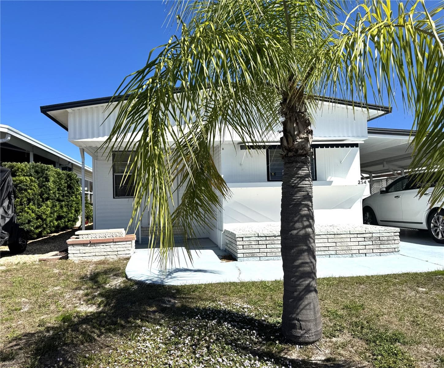 Mobile Home at 254 SOUTHWINDS DR, SARASOTA, photo 2 of 19