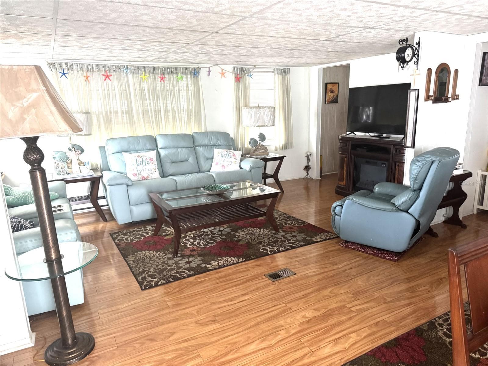 Mobile Home at 254 SOUTHWINDS DR, SARASOTA, photo 6 of 19