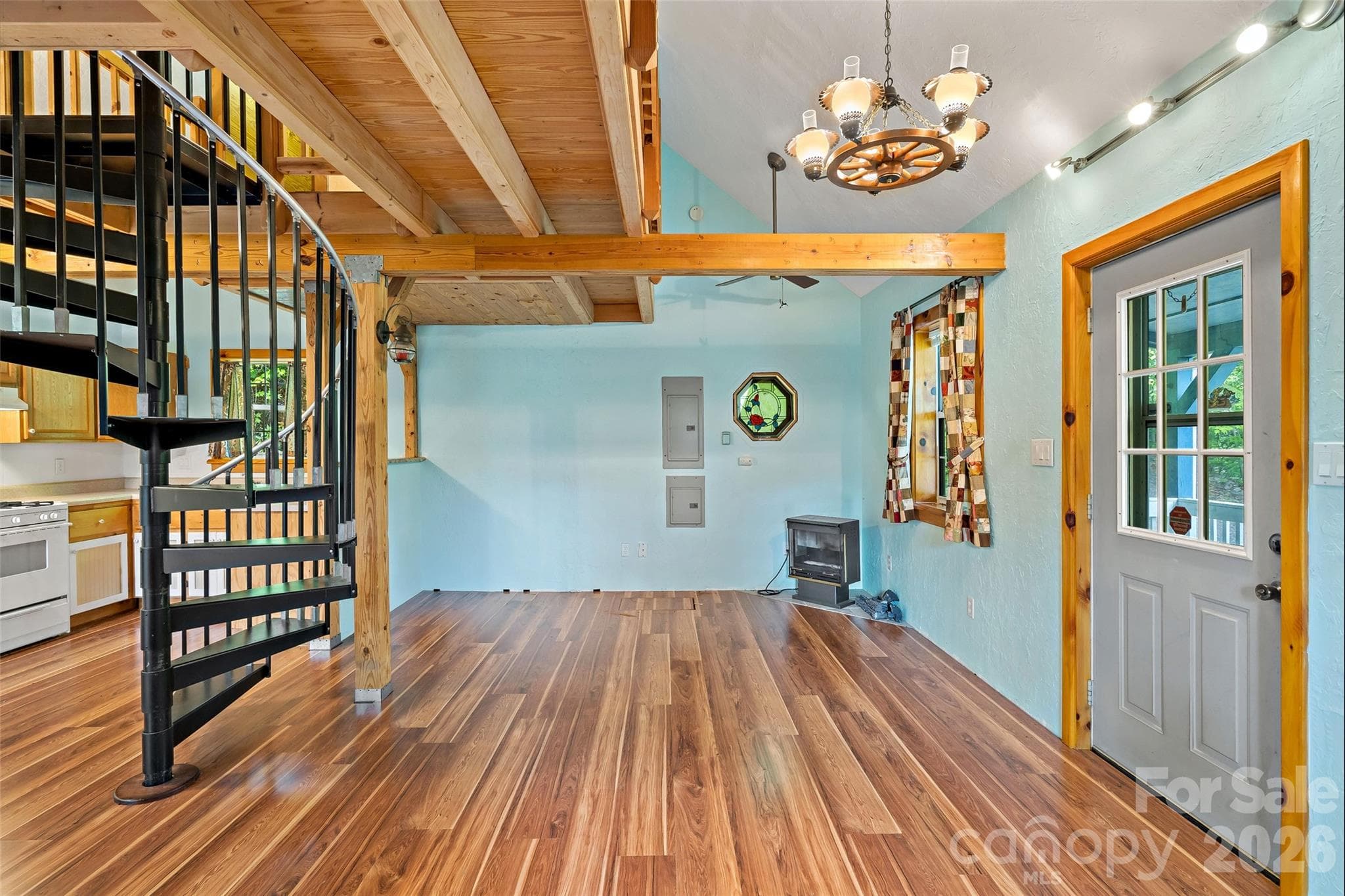 Single Family Residence at 42 Parkway Drive, Marion, photo 14 of 30