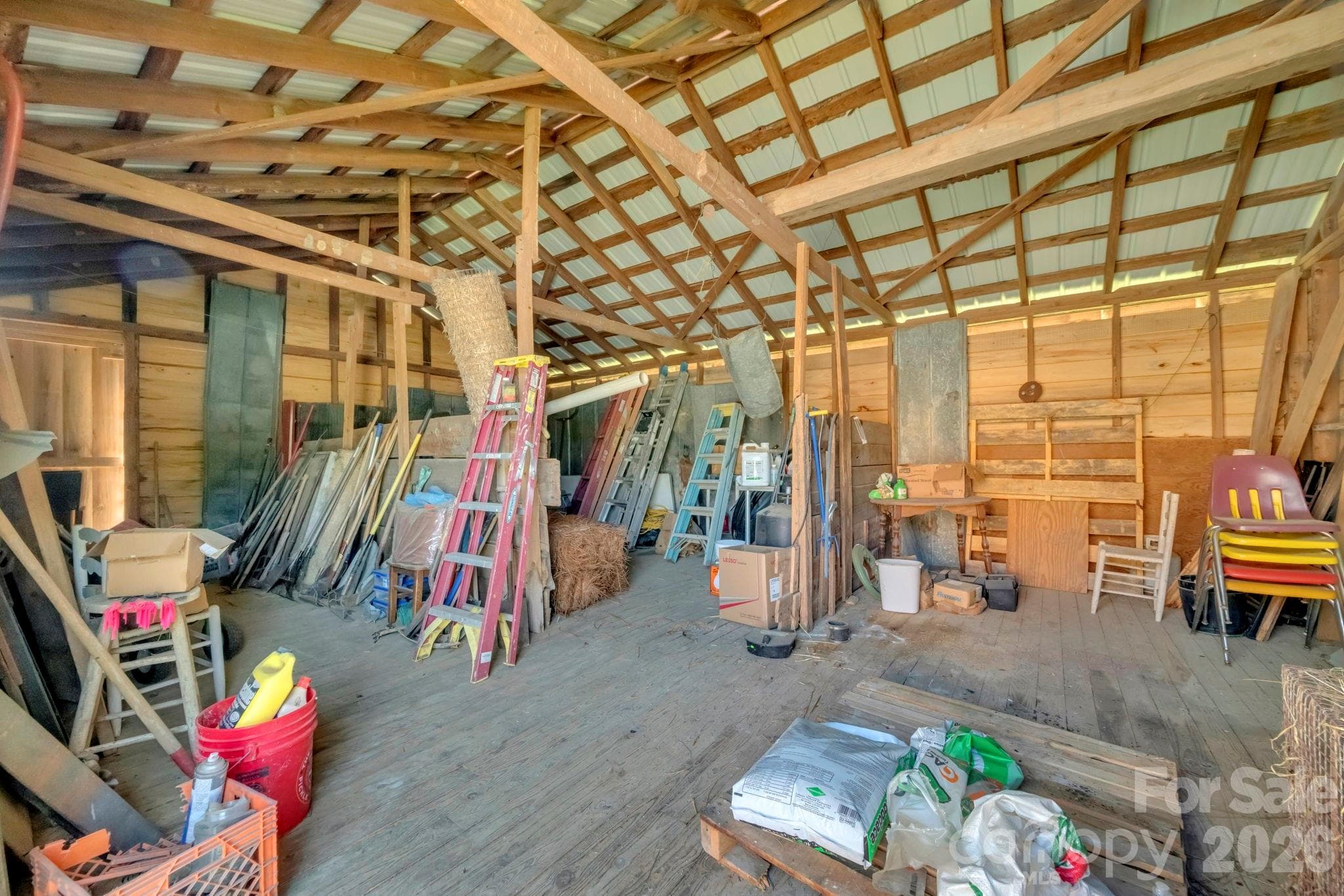 Equipment barn with sliding barn door - 32286 Laton Road, Albemarle