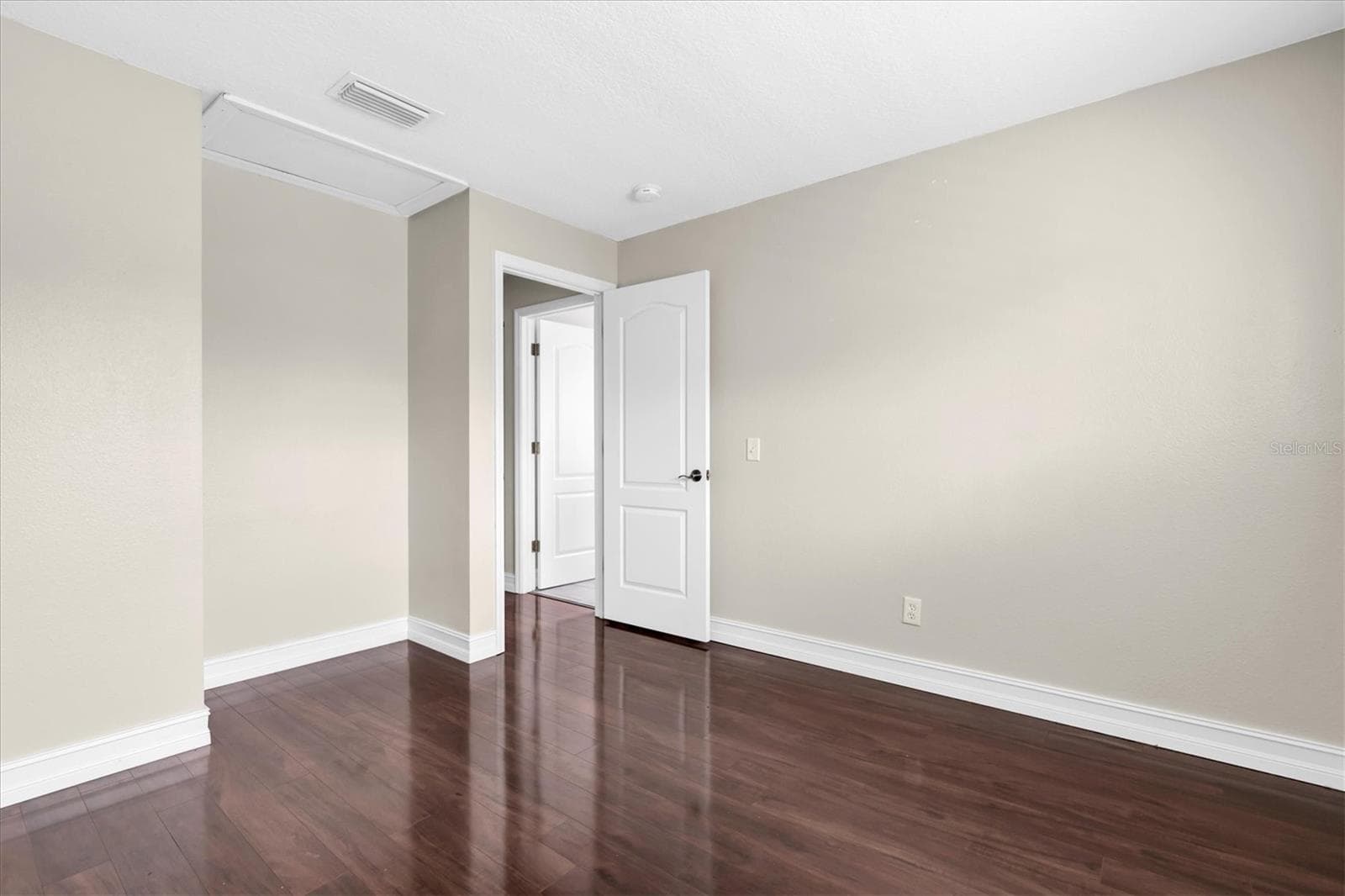 Single Family Residence at 906 LANDMARK CIR S, TIERRA VERDE, photo 29 of 47