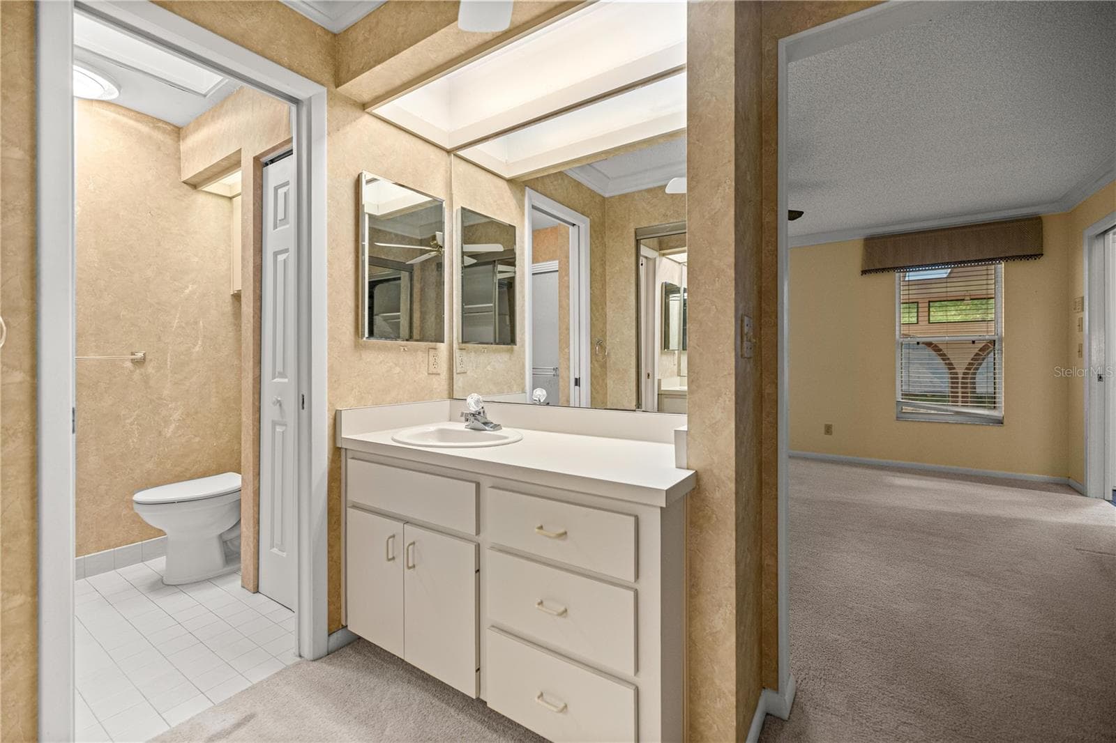 Villa at 2050 SE 37TH COURT CIR, OCALA, photo 17 of 34