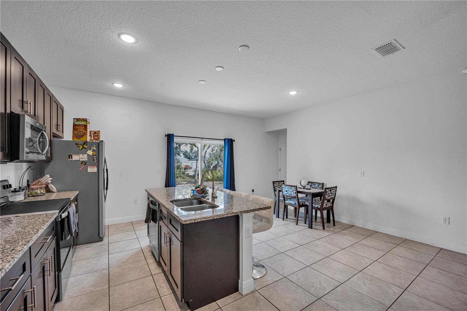 Single Family Residence at 15841 SW 19TH TER, OCALA, photo 11 of 32