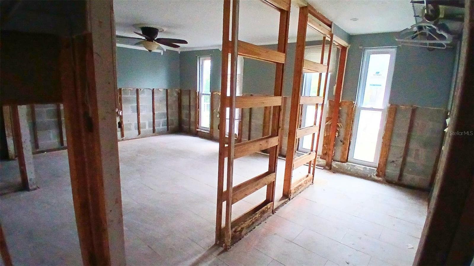Single Family Residence at 9900 ISLAND HARBOR DR, PORT RICHEY, photo 26 of 32