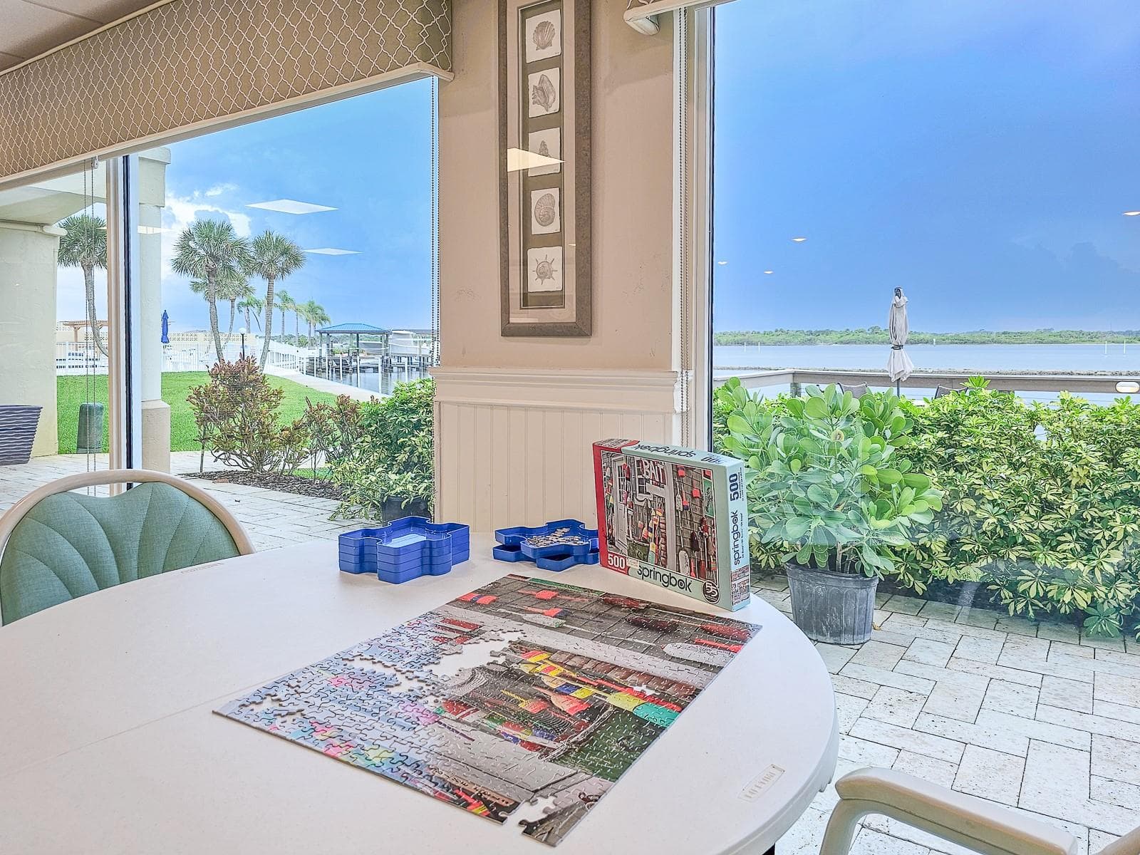 Community puzzel - 3606 S PENINSULA DR #605, PORT ORANGE